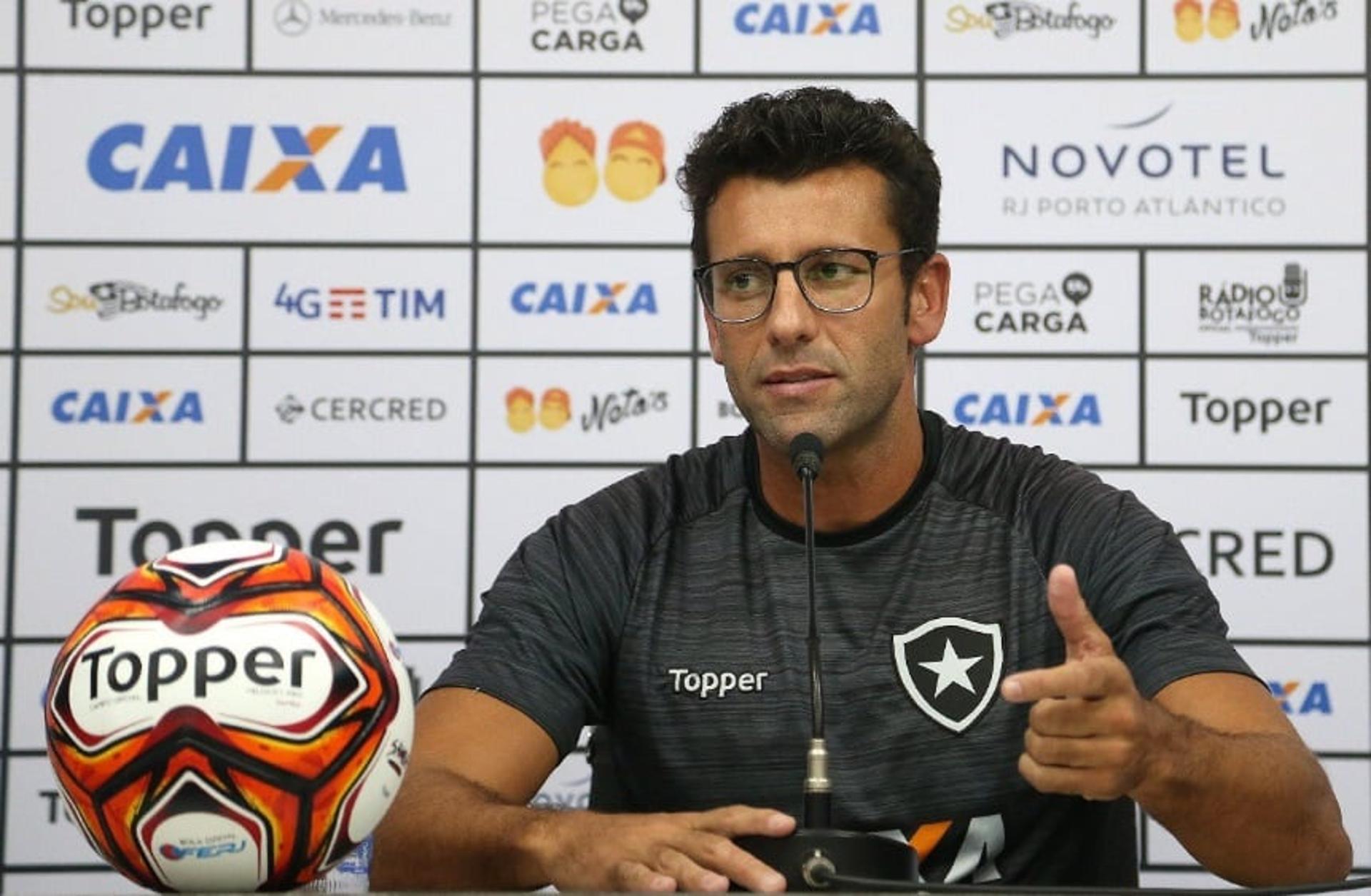 Alberto Valentim - Botafogo