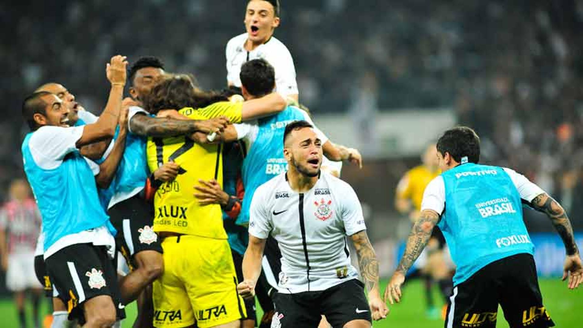 Com vitória por 1 a 0 no tempo normal e por 5 a 4 nos pênaltis, o Corinthians manteve a enorme freguesia são-paulina. O São Paulo não elimina o Timão em um mata-mata desde 2000: são oito eliminações, a última na semifinal do Paulistão de 2018...