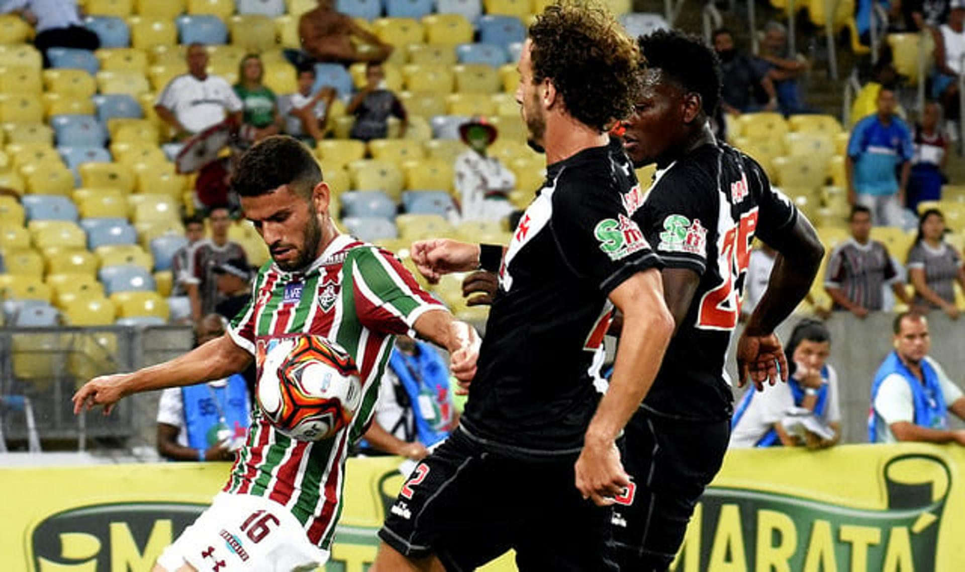 Jadson com a camisa do Fluminense&nbsp;