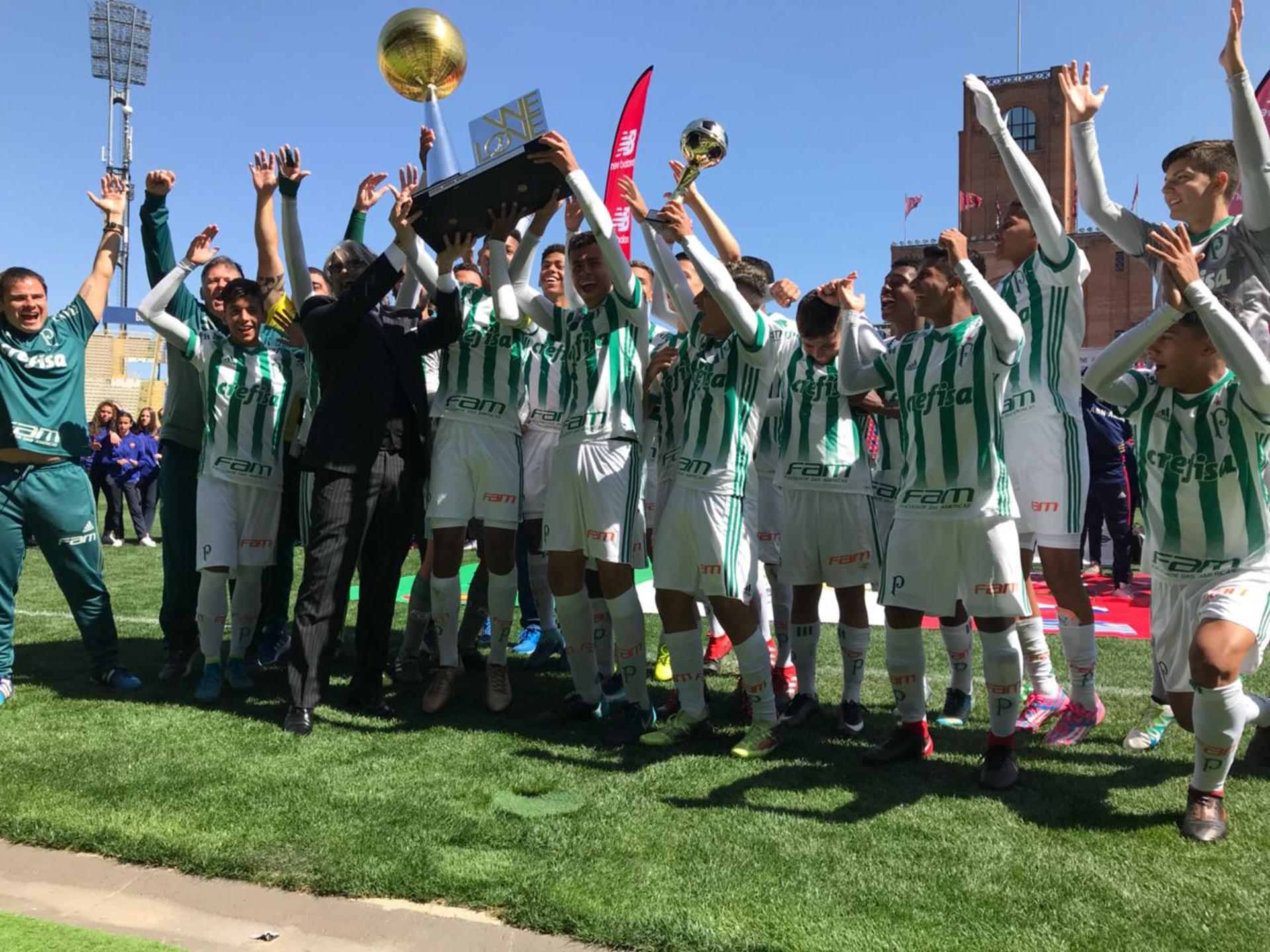 Palmeiras é campeão de torneio sub-15 na Itália