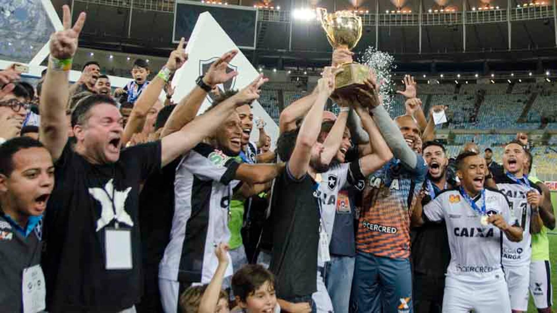 Vasco 0 (3) X (4) 1 Botafogo - As imagens da decisão no Maracanã<br>