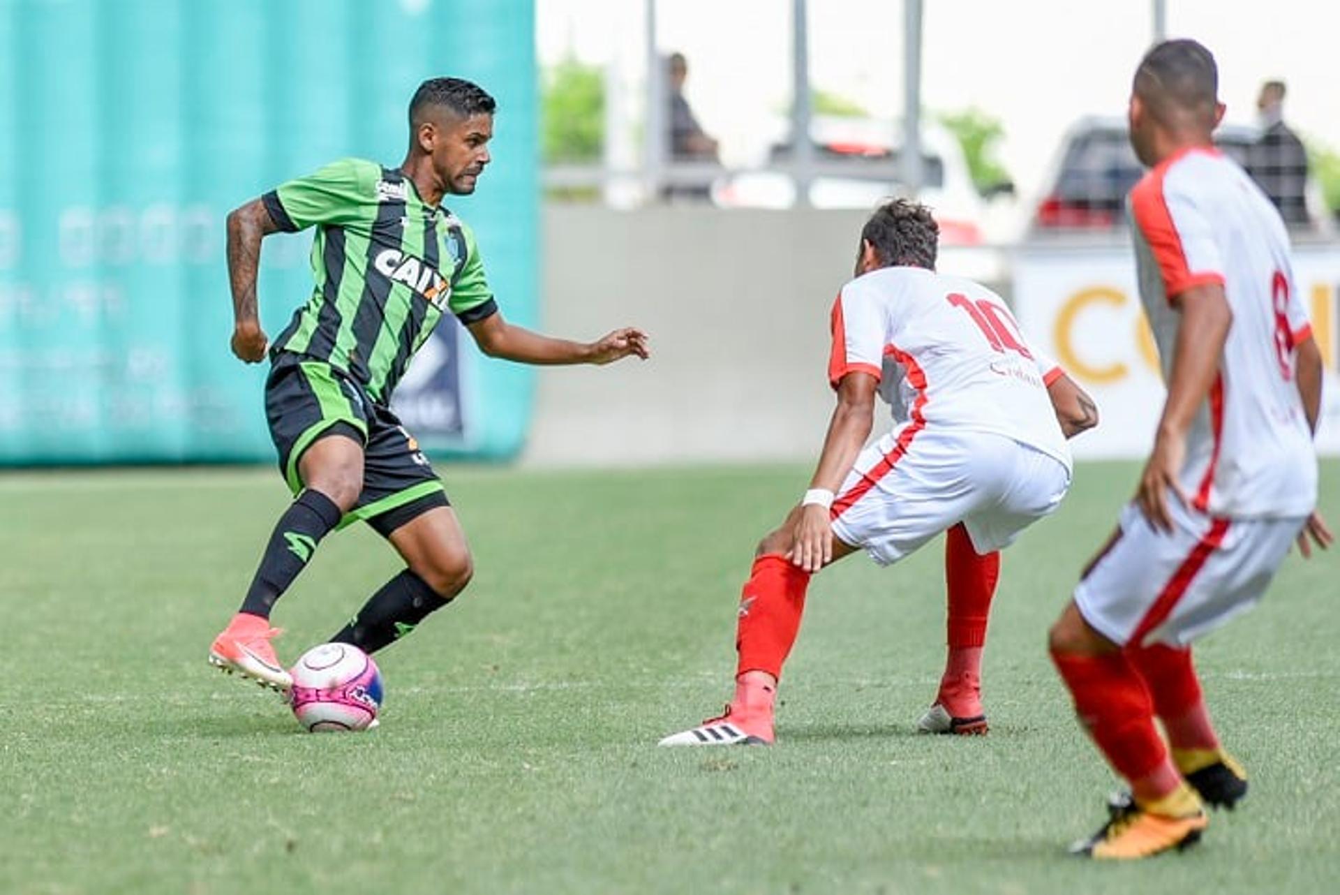 O América-MG estreou bem no Brasileirão