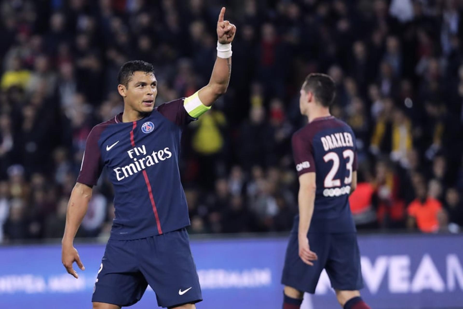 Thiago Silva (PSG) - O capitão da equipe, Thiago Silva, não teve dificuldades nenhuma para exercer a sua função contra o Monaco. Inofensivo, os Vermelhos e Brancos não deram trabalho para a defesa parisiense. Com a conquista, Thiago Silva conquistou o seu