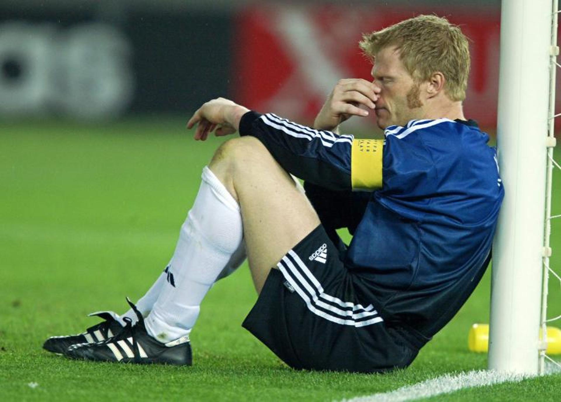 GALERIA: Veja as Copas vividas por Oliver Kahn e o clube que ele defendia no período de cada Mundial