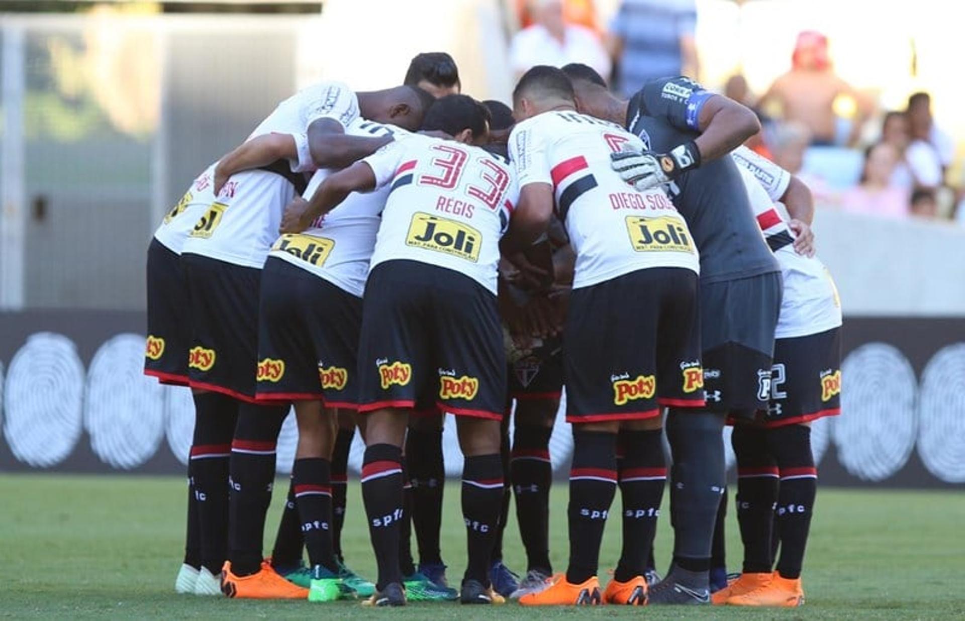 São Paulo foi melhor na partida, mas levou gol aos 43 minutos da partida no Maracanã