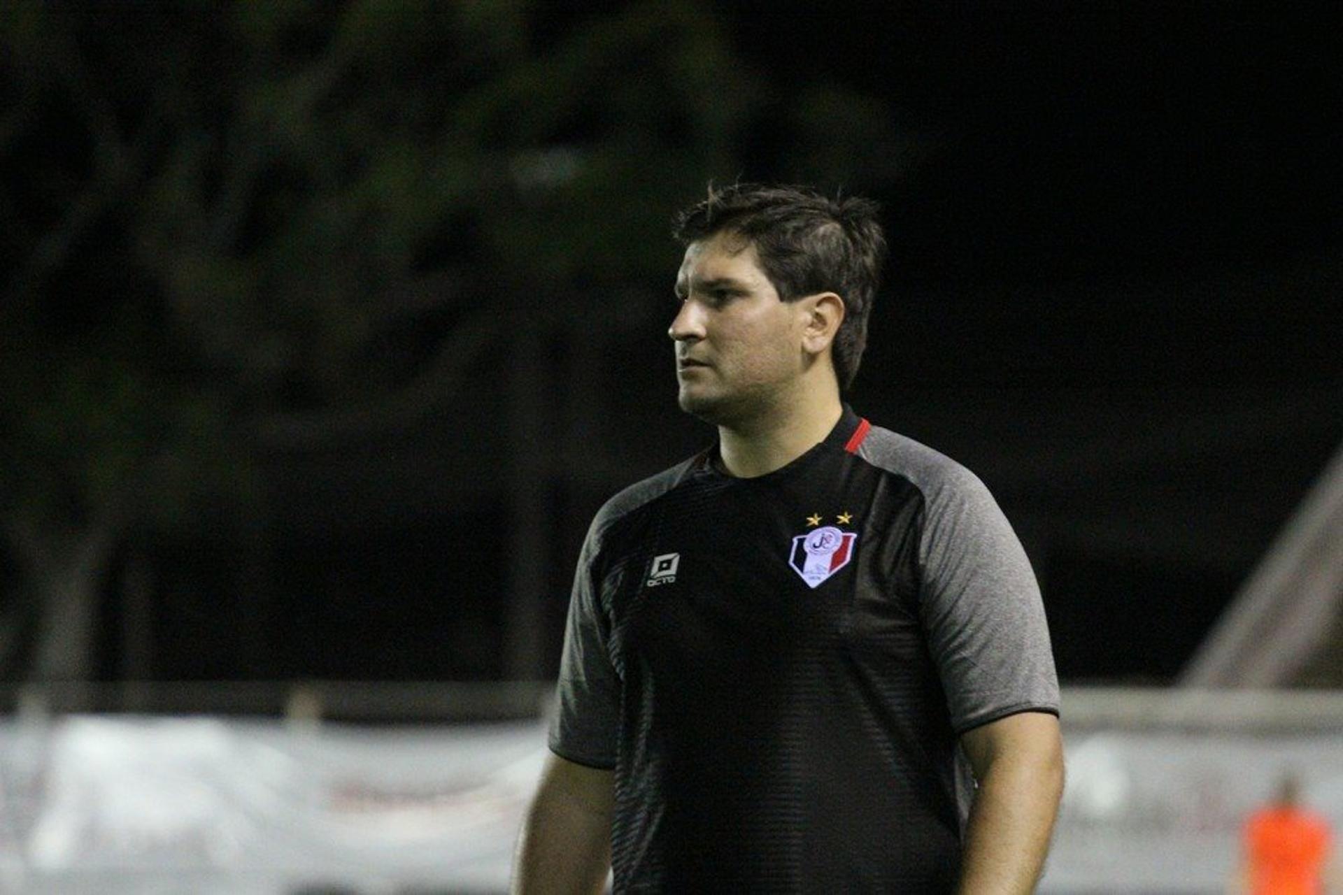 Matheus Costa confia em um bom resultado do Joinville