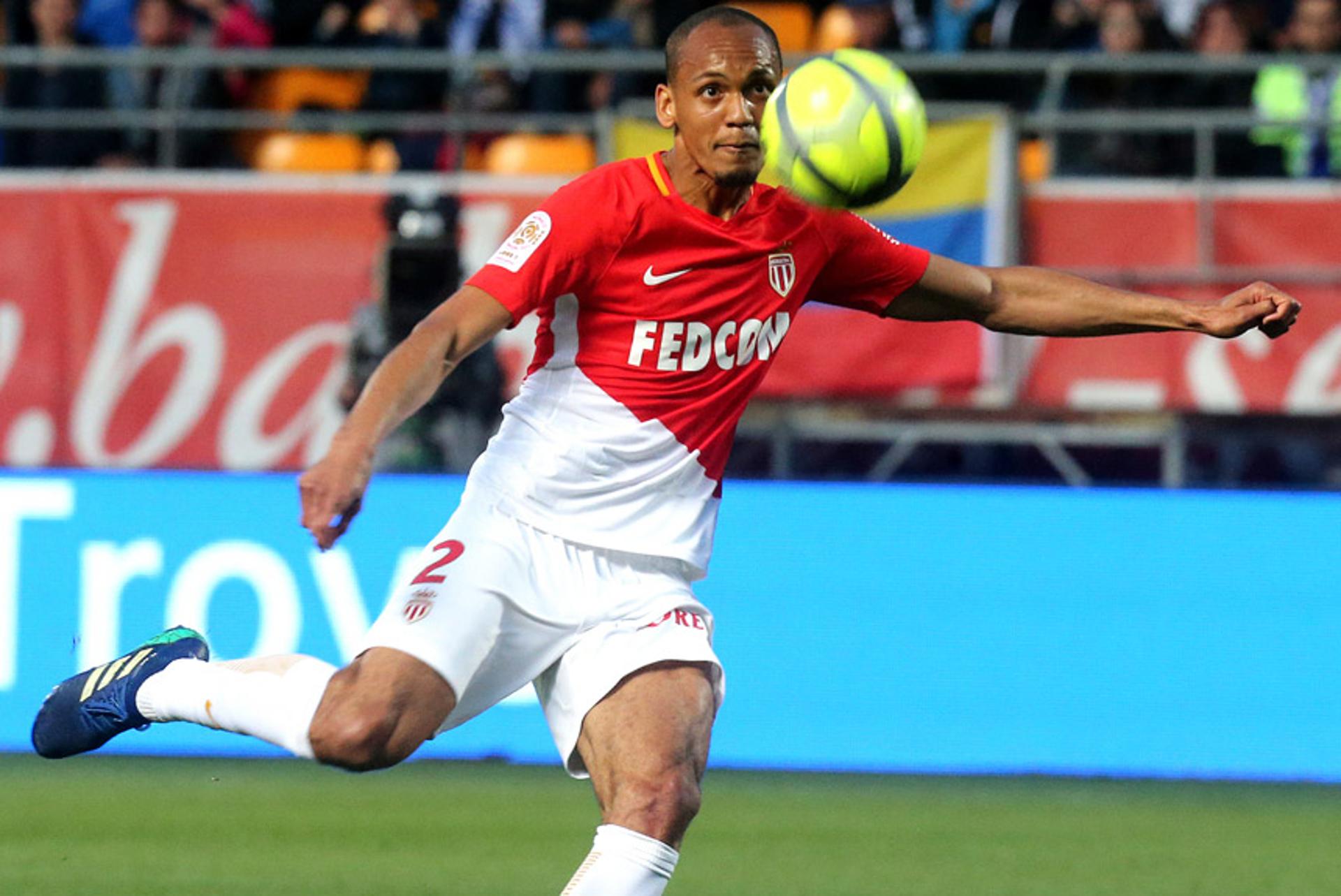 Fabinho (Monaco) - Polivalente, o lateral-direito brasileiro atuou como volante na vitória do Monaco sobre o Troyes, ajudando o setor defensivo a fechar o gol e passar mais uma rodada sem ser vazado.