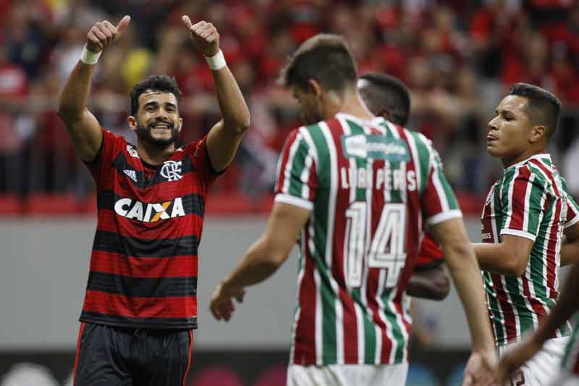 Fluminense 0 x 2 Flamengo: as imagens do clássico