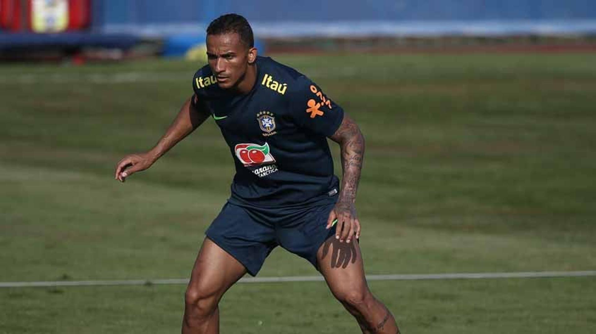 Treino seleção brasileira - Danilo