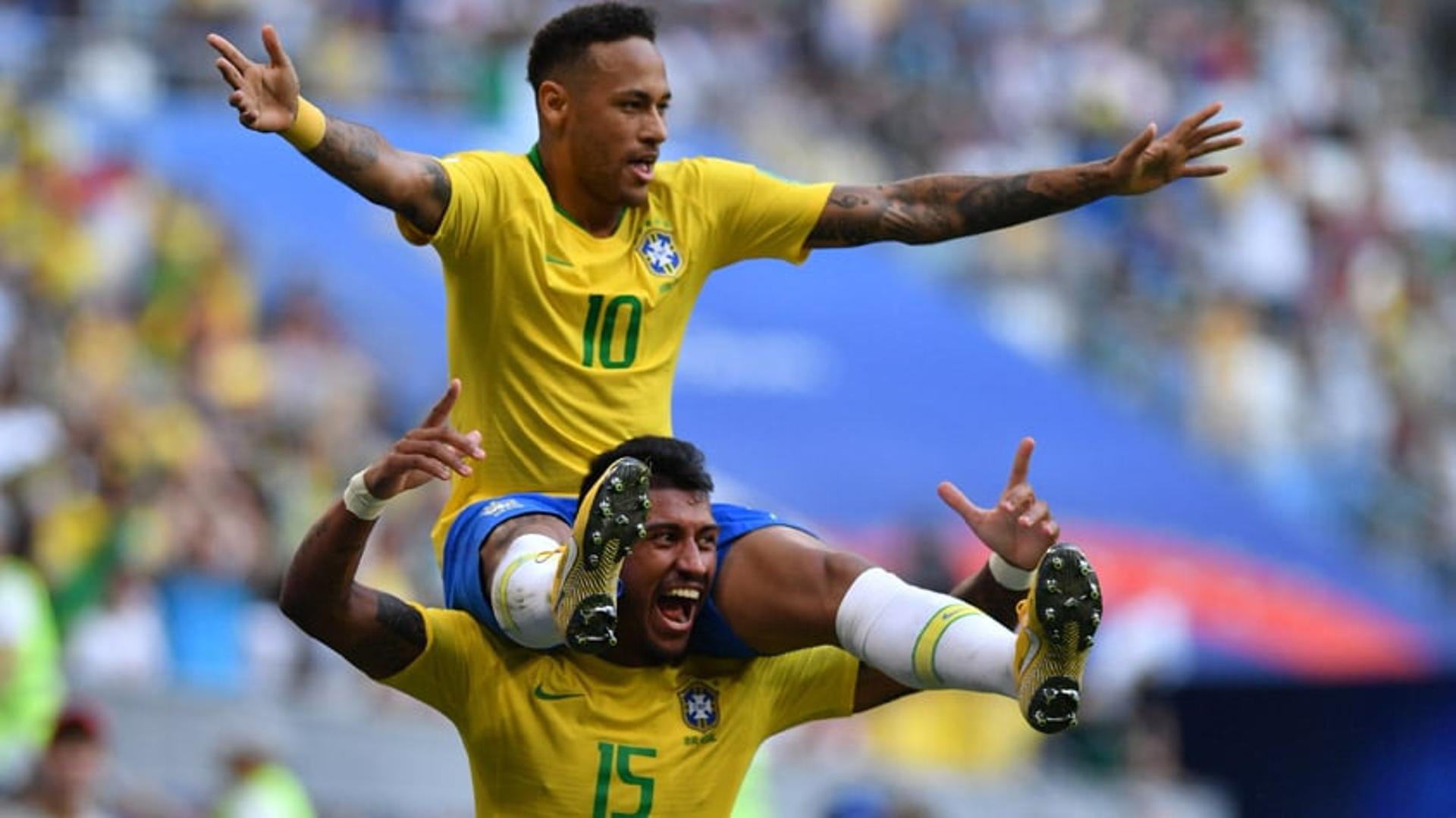 Em Samara, a Seleção Brasileira venceu o México por 2 a 0 e avançou para as quartas de final da Copa do Mundo. Com direito a grande atuação de Neymar e Willian na frente, o Brasil também reagiu bem quando foi pressionado e muito se deve a Thiago Silva e Casemiro. Confira as notas (Por: Vitor Chicarolli - vitordomingues@lancenet.com.br)