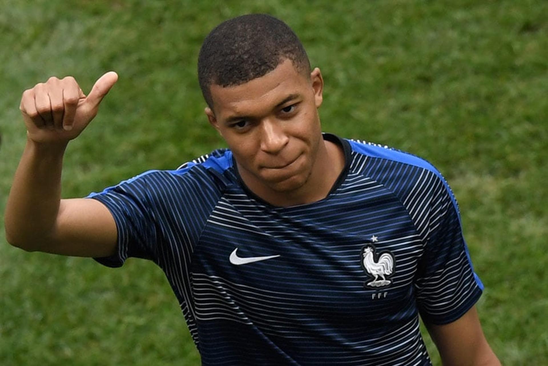 Ídolo da França e um dos grandes nomes da Copa, Mbappé acumula recordes importantes em sua carreira