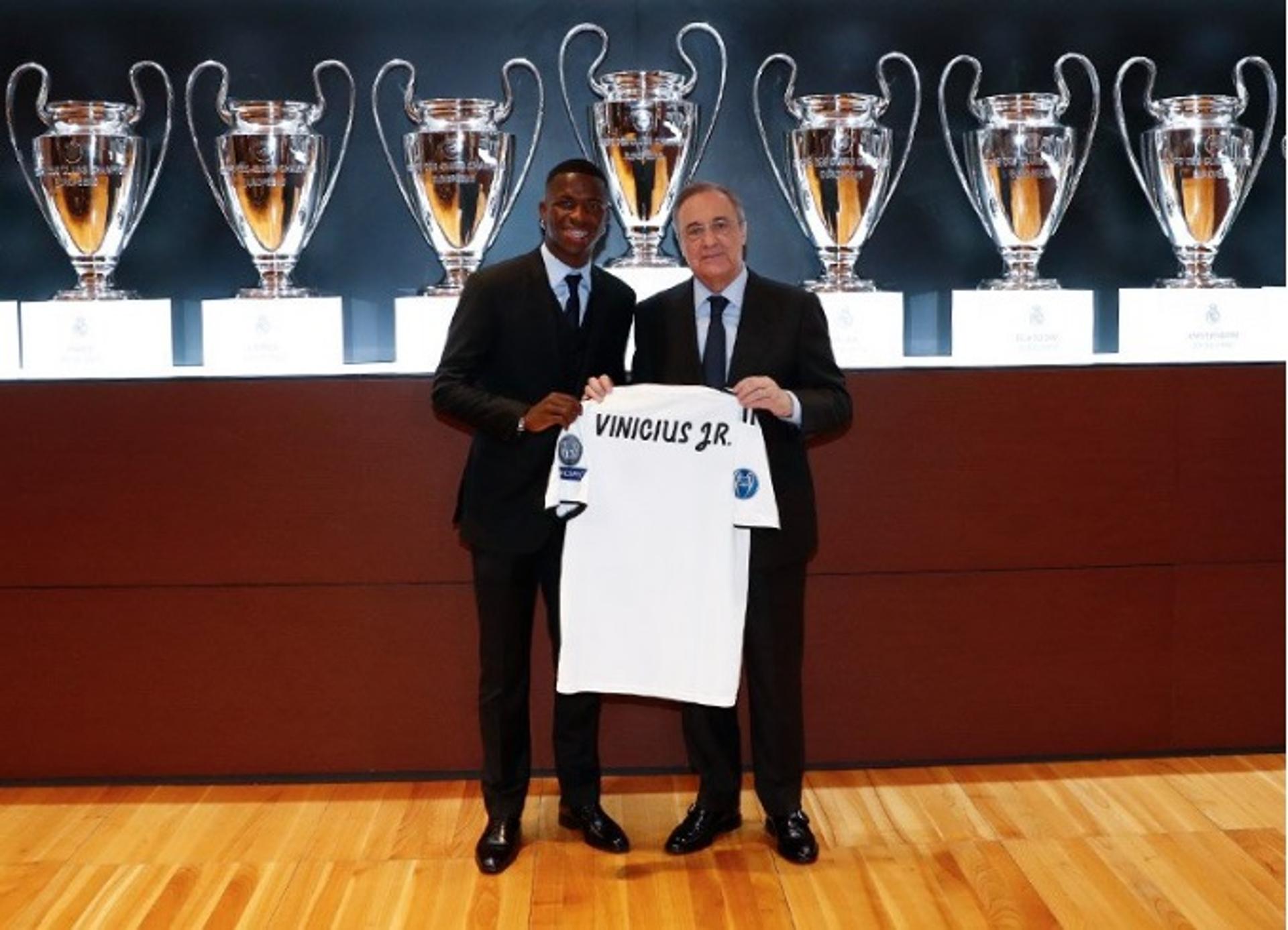 Vinicius Júnior é apresentado no Real Madrid