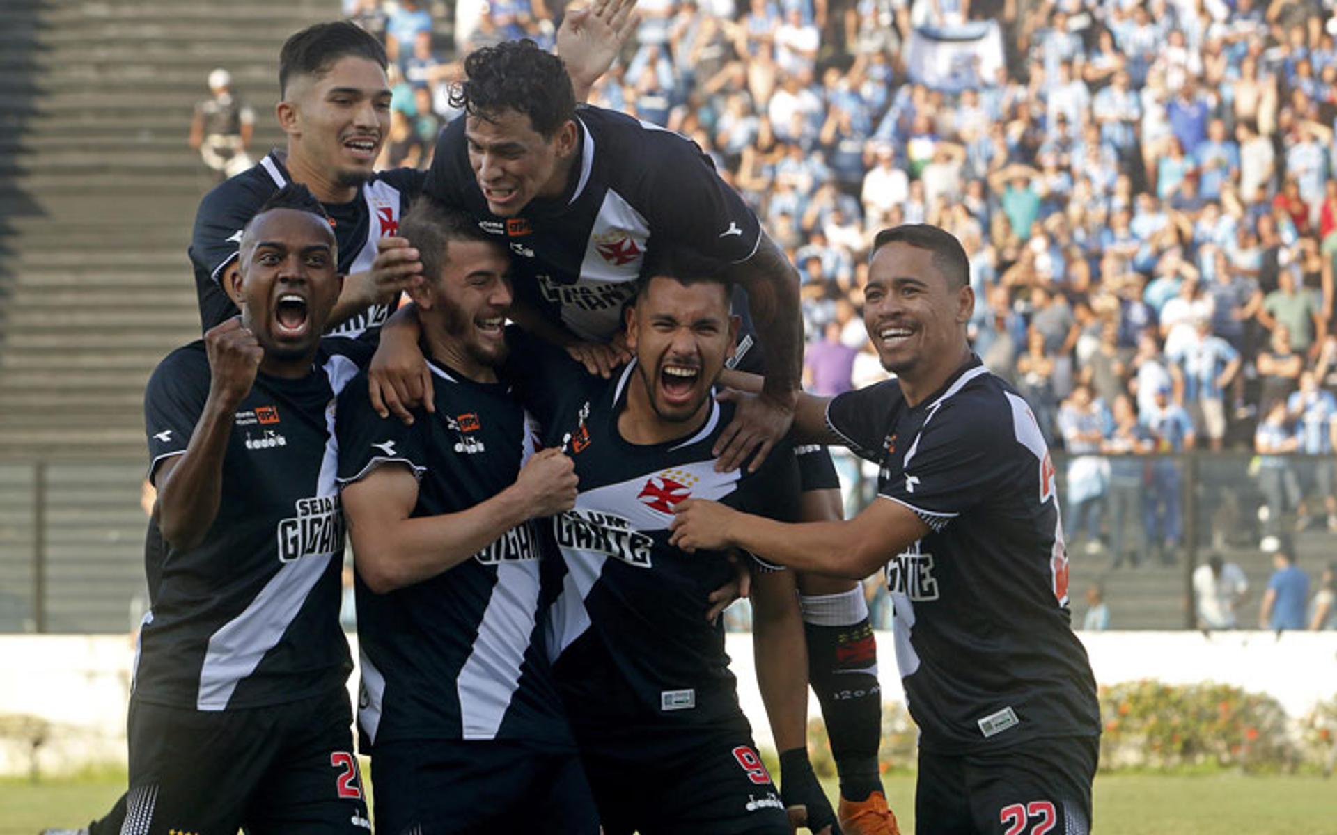 Vasco 1 x 0 Grêmio: as imagens do jogo em São Januário