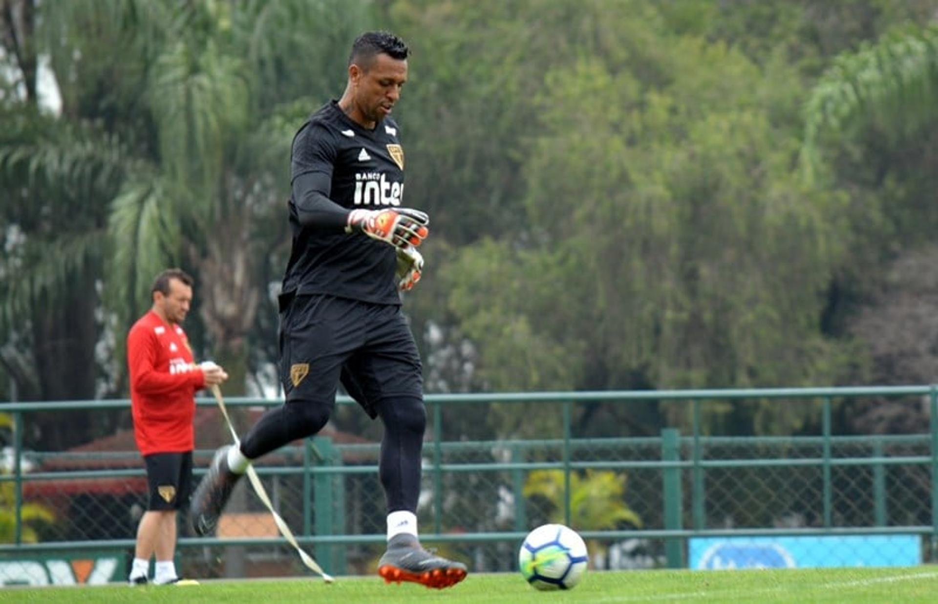 Contra o Grêmio, Sidão pode completar cinco jogos seguidos sem levar gol pela primeira vez no São Paulo