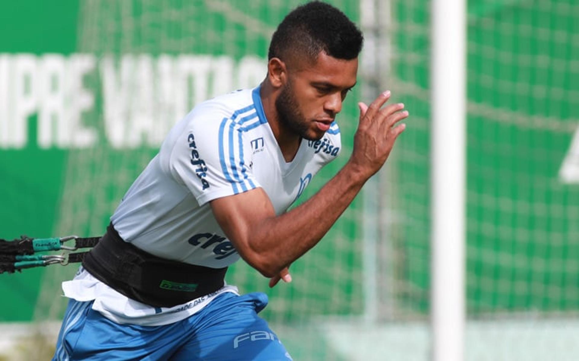 Borja foi a grande novidade no treino do Palmeiras desta segunda-feira