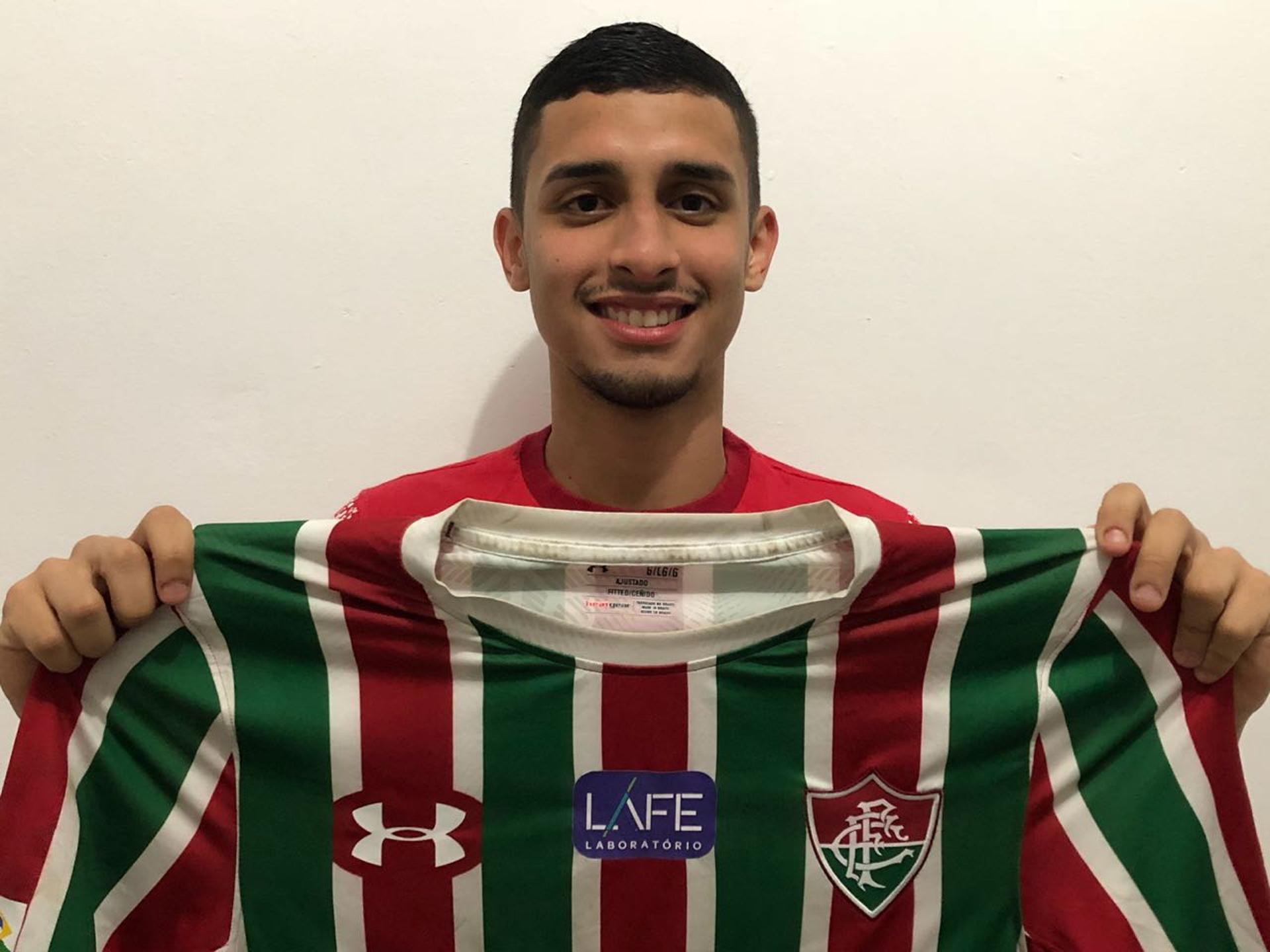 Daniel Simões foi revelado pelo Fluminense e estava emprestado ao Oeste (SP)