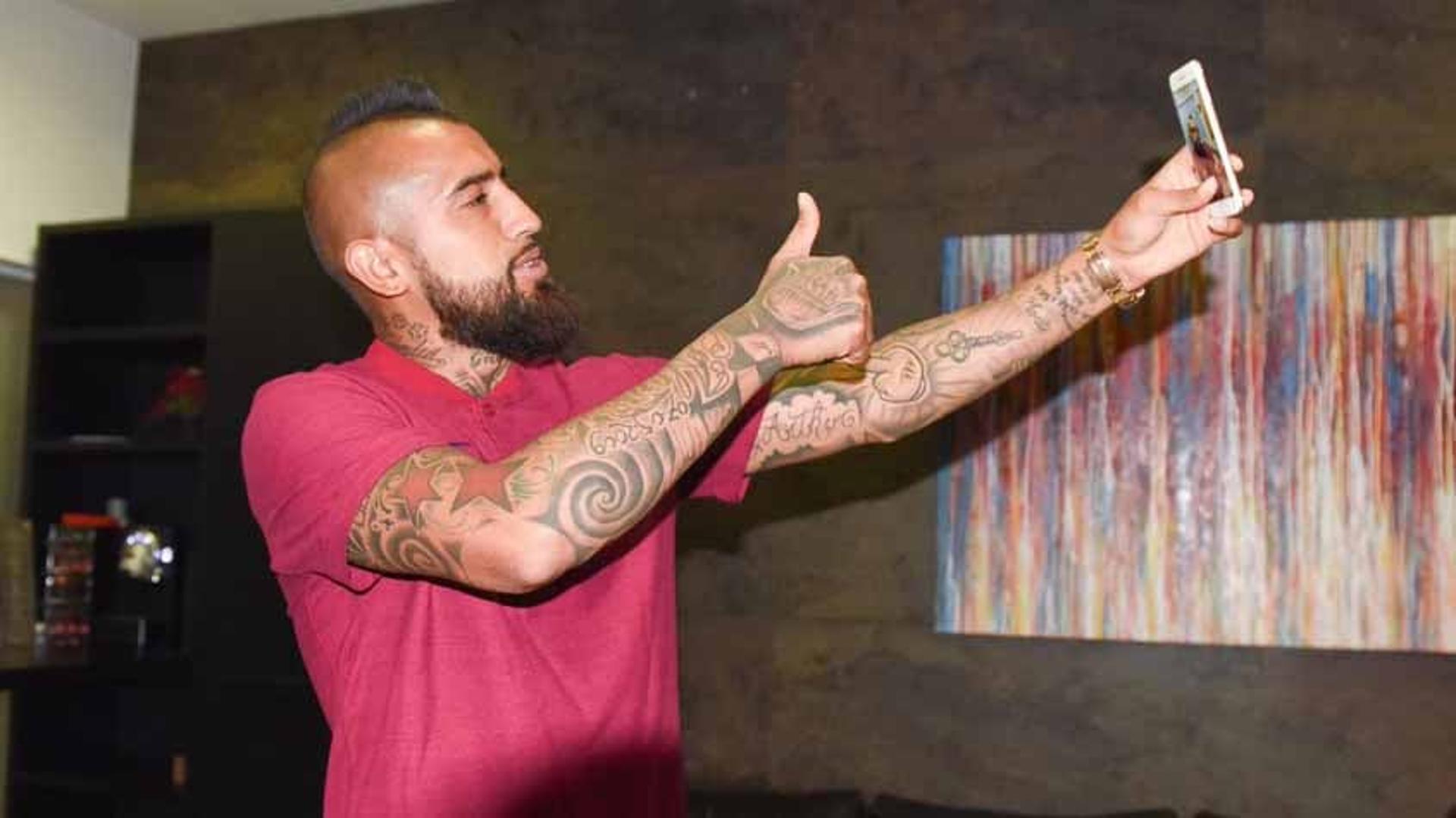 Apresentação de Vidal no Barcelona