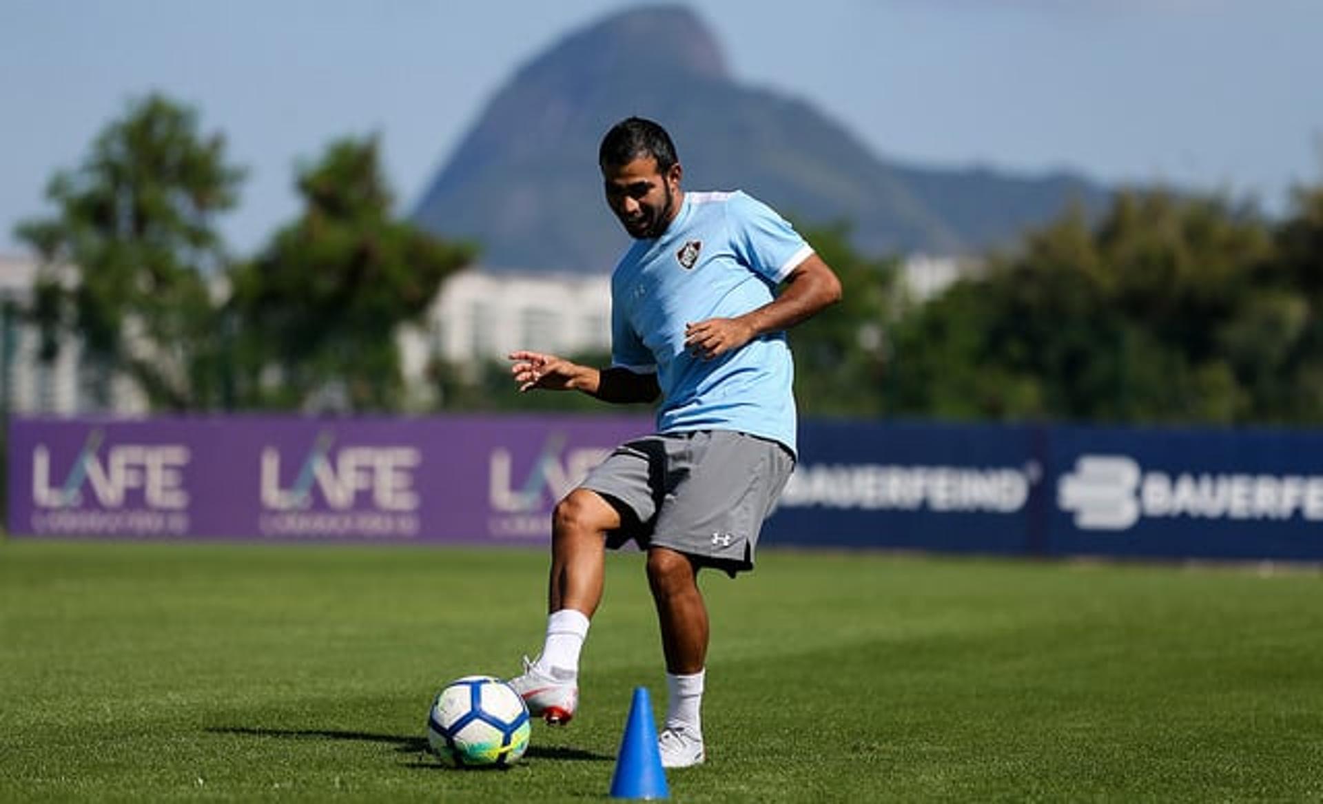 Sornoza - Treino Fluminense