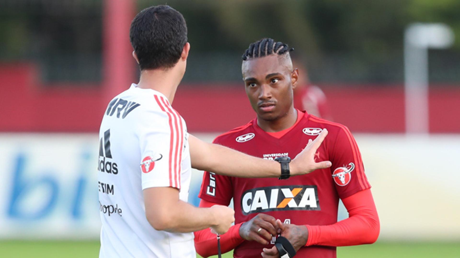 Maurício Barbieri e Vitinho