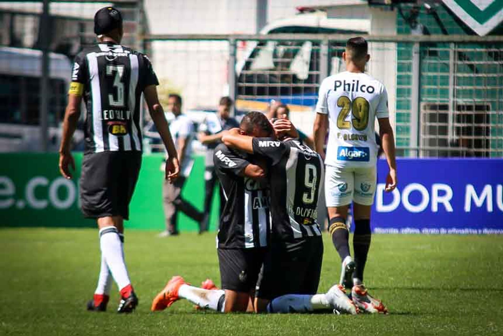 Atlético-MG x Santos - Ricardo Oliveira