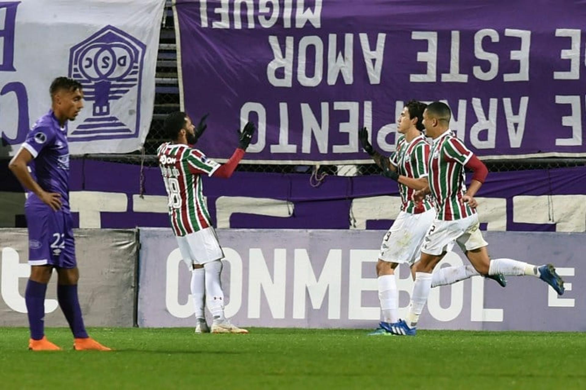 Após vencer o Defensor por 2 a 0 no Maracanã, o Fluminense voltou a derrotar os uruguaios - dessa vez em Montevidéu -, com um gol de Pedro. Dessa forma, o Tricolor garantiu classificação para as oitavas de final da Copa Sul-Americana, fase em que enfrentarão o Deportivo Cuenca, do Equador. O L! deu as notas para os jogadores da equipe carioca na partida (Por Marcello Neves - marcelloneves@lancenet.com.br)