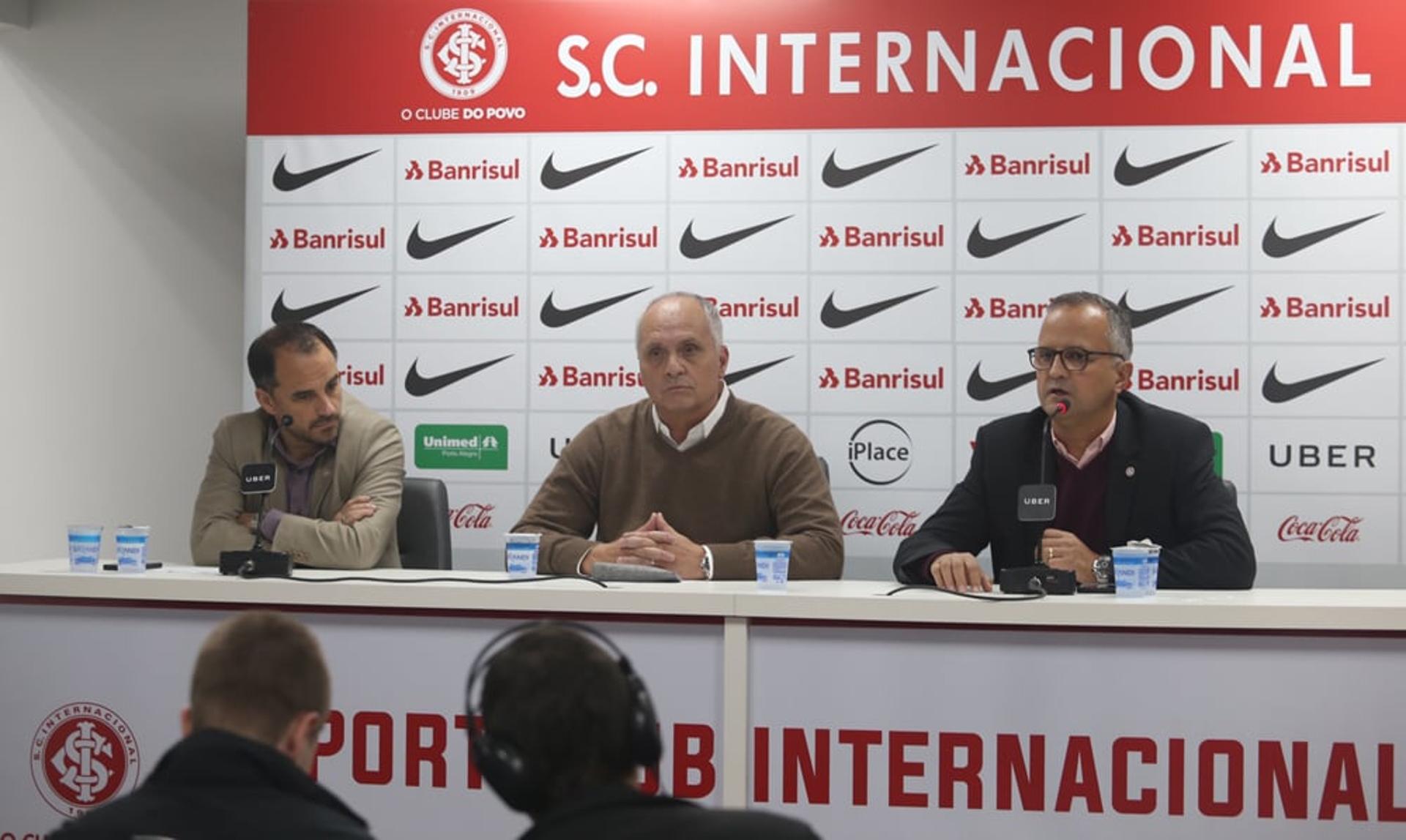 Coletiva Paolo Guerrero