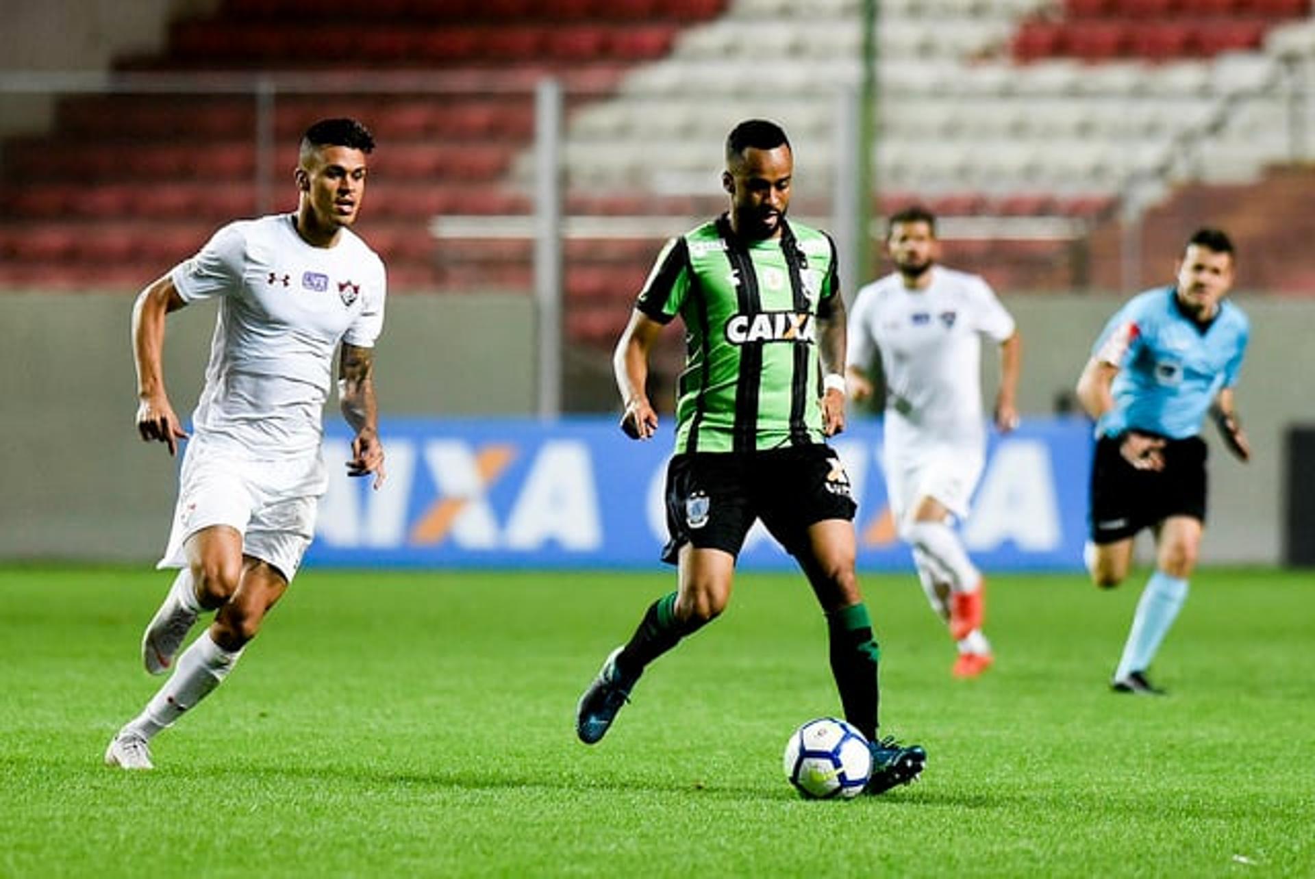 Wesley recuperou o bom futebol no Coelho