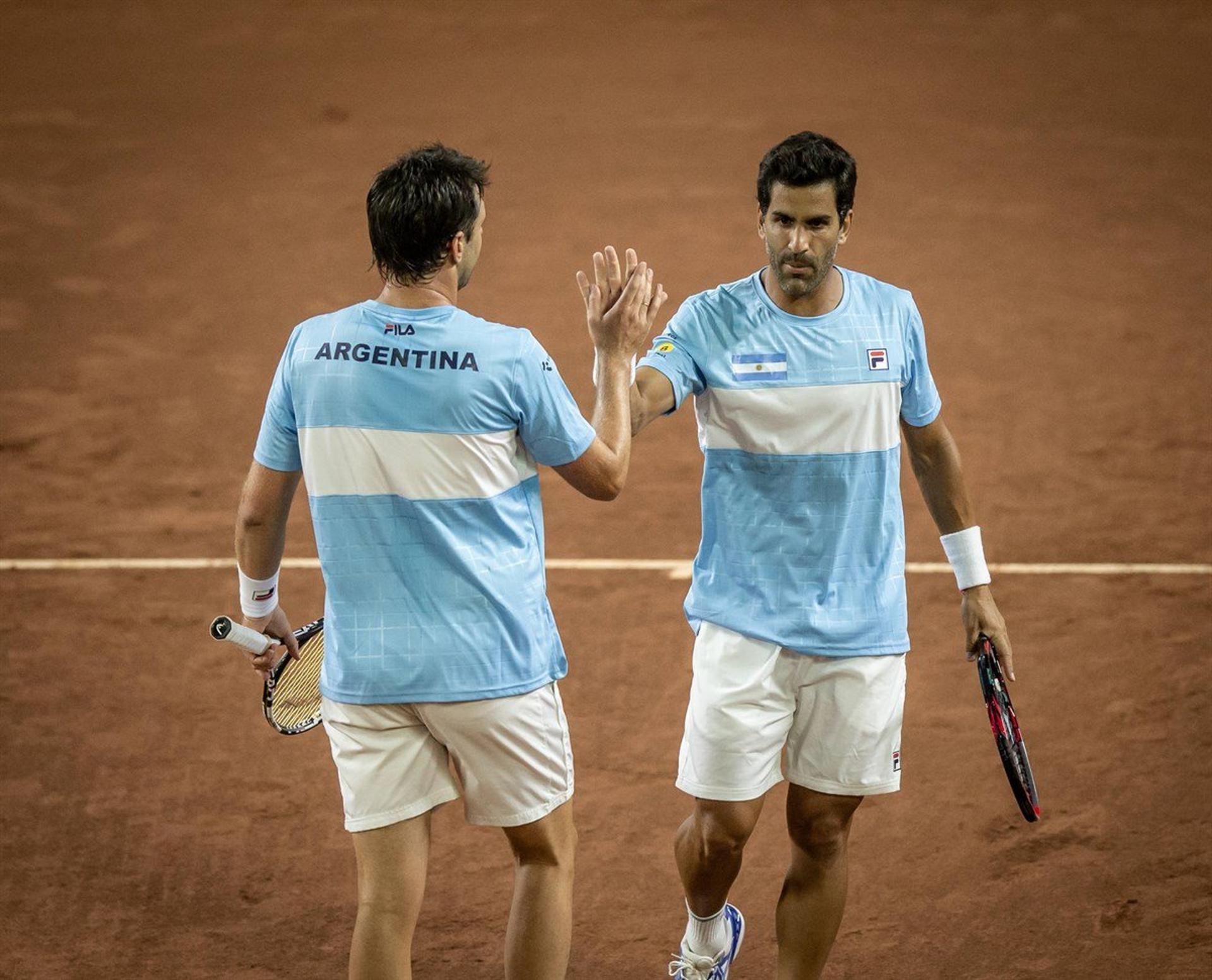 Horacio Zeballos e Maximo Gonzalez em duelo contra Colômbia na Copa Davis