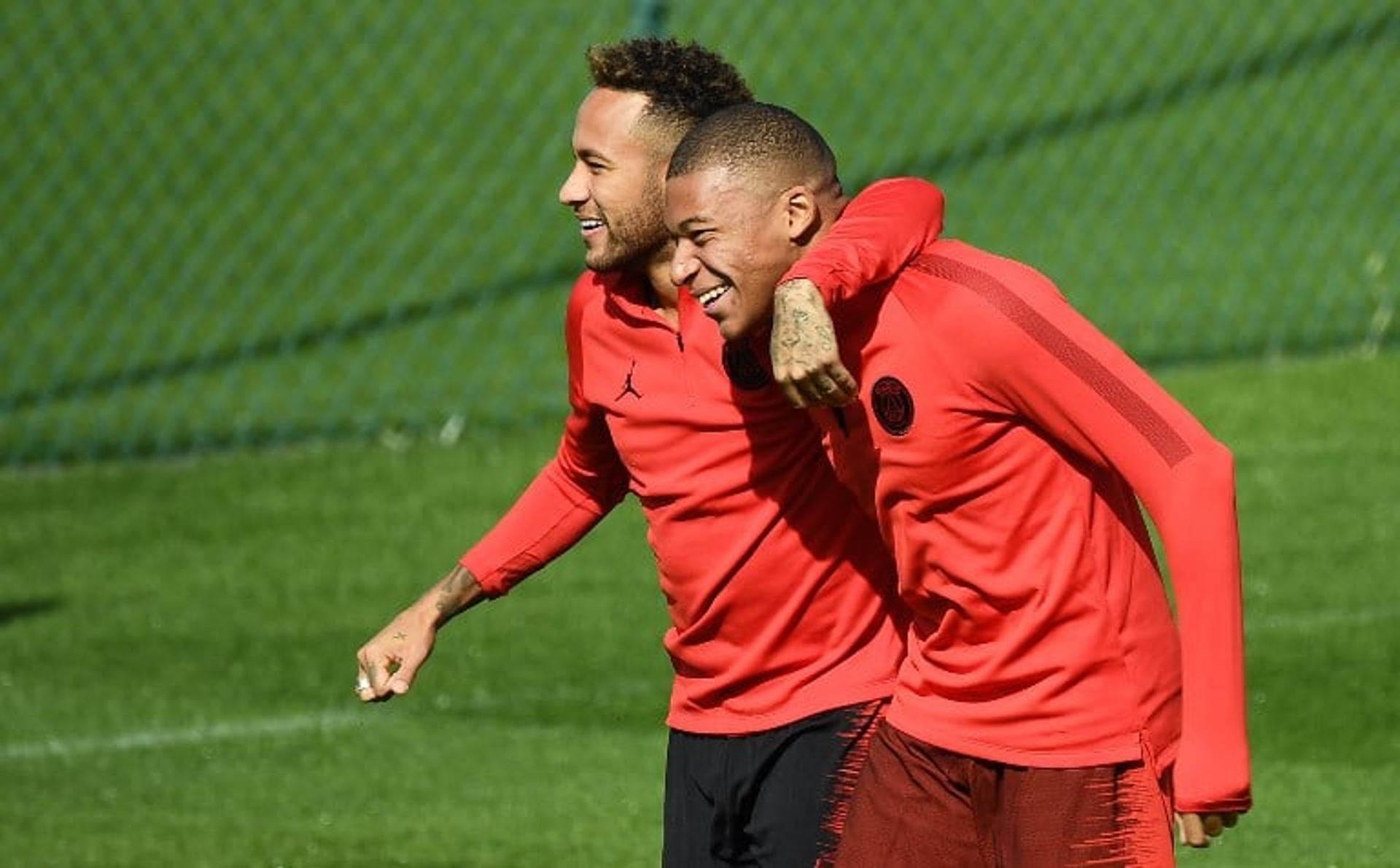 Neymar e Mbappe - PSG