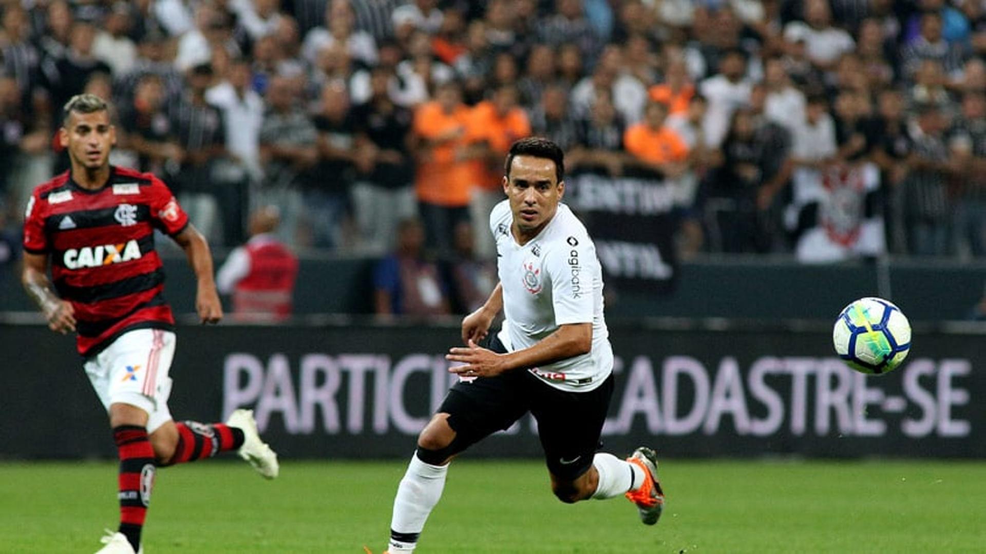 A classificação do Corinthians à final da Copa do Brasil passou pelos pés do meia Jadson. Ele foi o maestro da equipe, dando assistências nos gols que construíram o triunfo por 2 a 1 sobre o Flamengo, na Arena de Itaquera (notas por Ana Paula Canhedo)&nbsp;