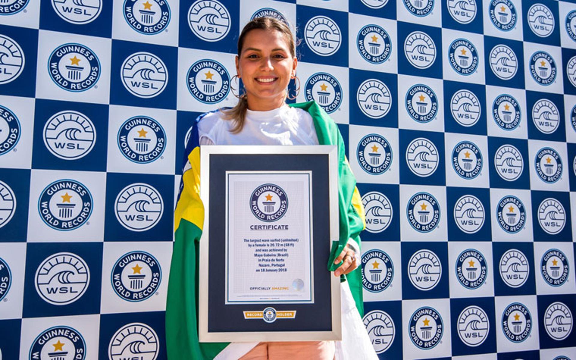 Maya Gabeira entra para o Guinness Book com maior onda já surfada