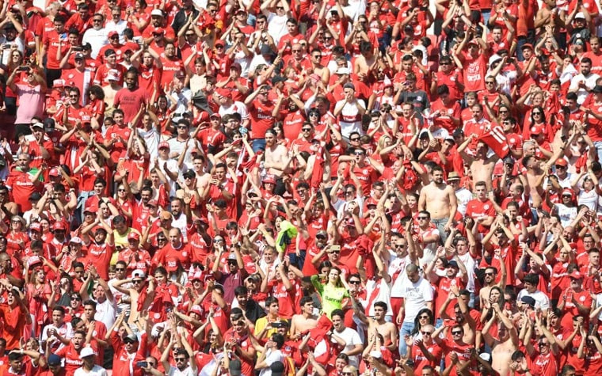 Beira Rio: Internacional 1 x 0 paraná - 19 de agosto de 2018.