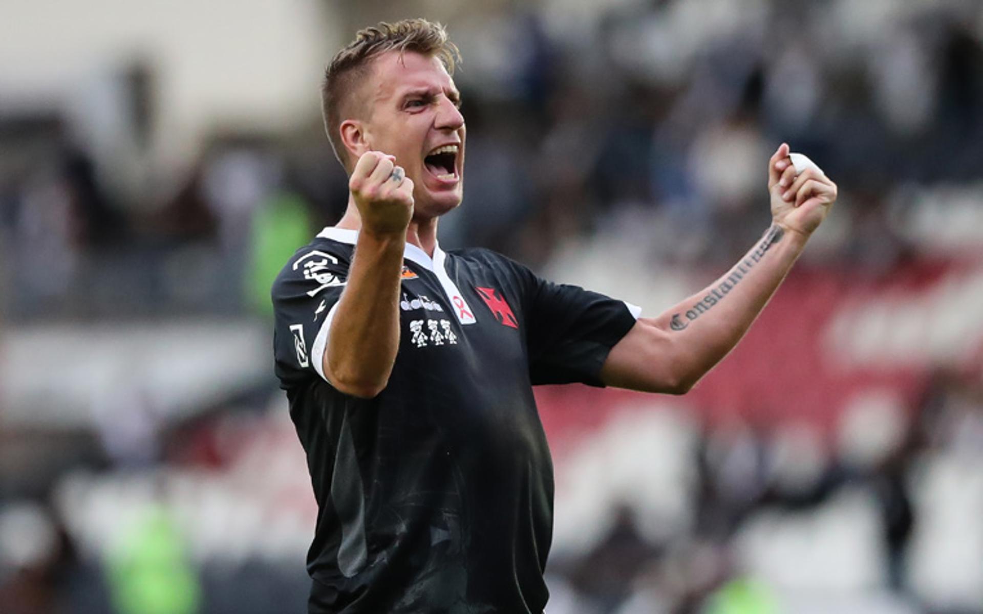 Vasco x Cruzeiro - Maxi Lopez