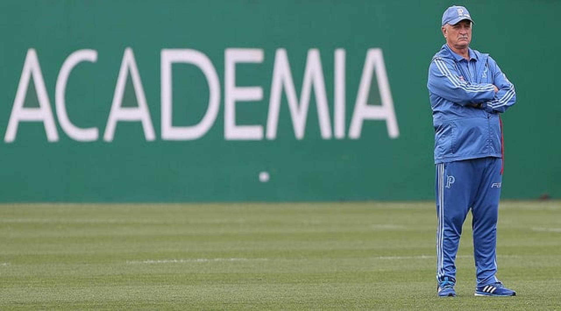 Com Felipão, os índices do Palmeiras melhoraram, e o técnico tem marcas para motivar o time neste domingo