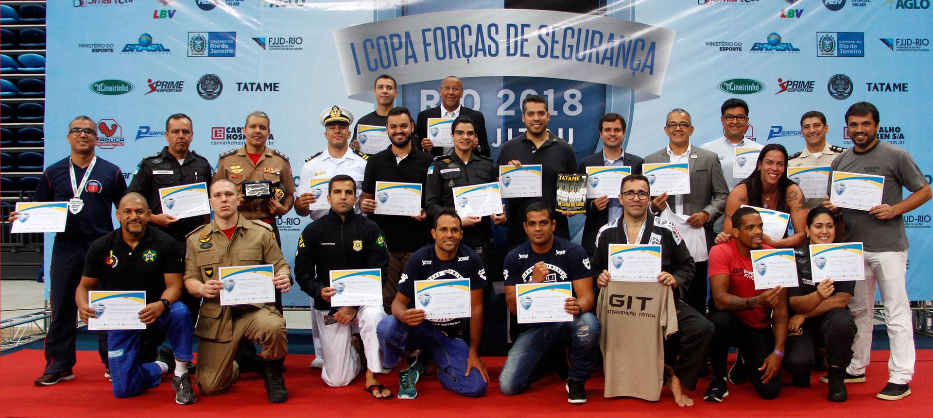 Polícia Militar levou o primeiro lugar do pódio, seguido por Marinha e Corpo de Bombeiros (Foto: Leonardo Fabri)