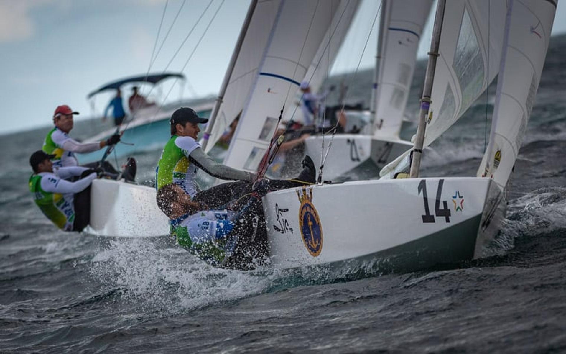 Jorge Zarif e Pedro Trouche em ação na Star Sailors League Finals