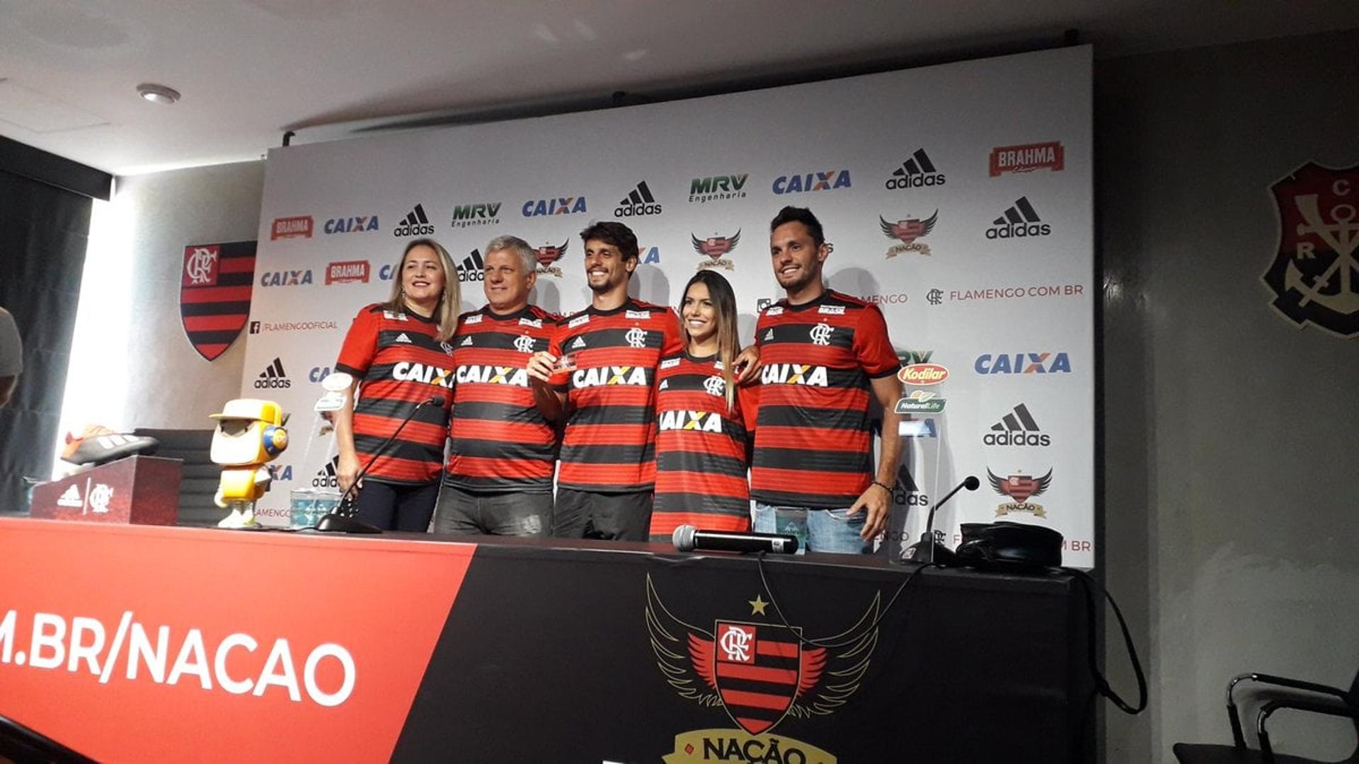 Rodrigo Caio apresentação