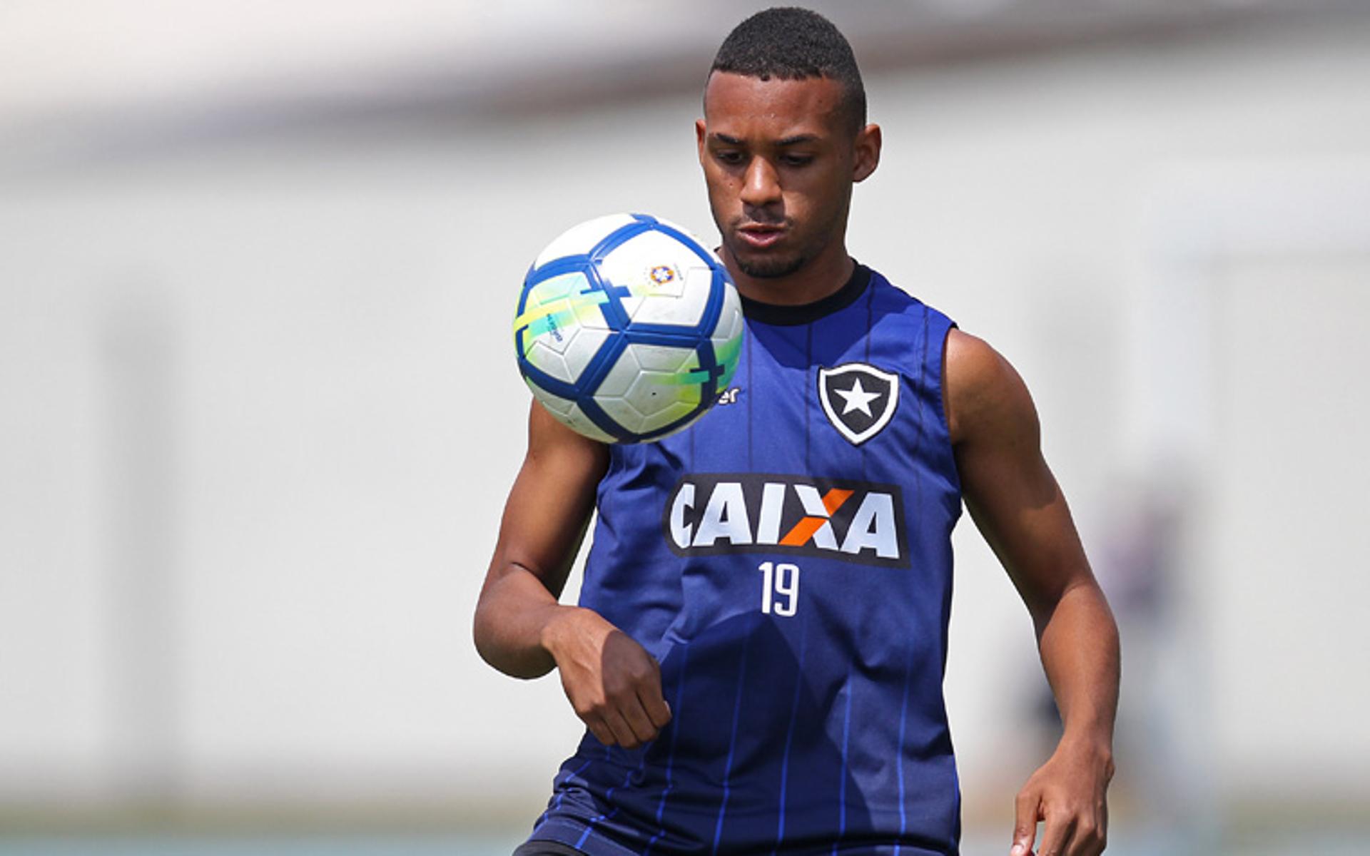 Amilcar, atacante da base do Botafogo