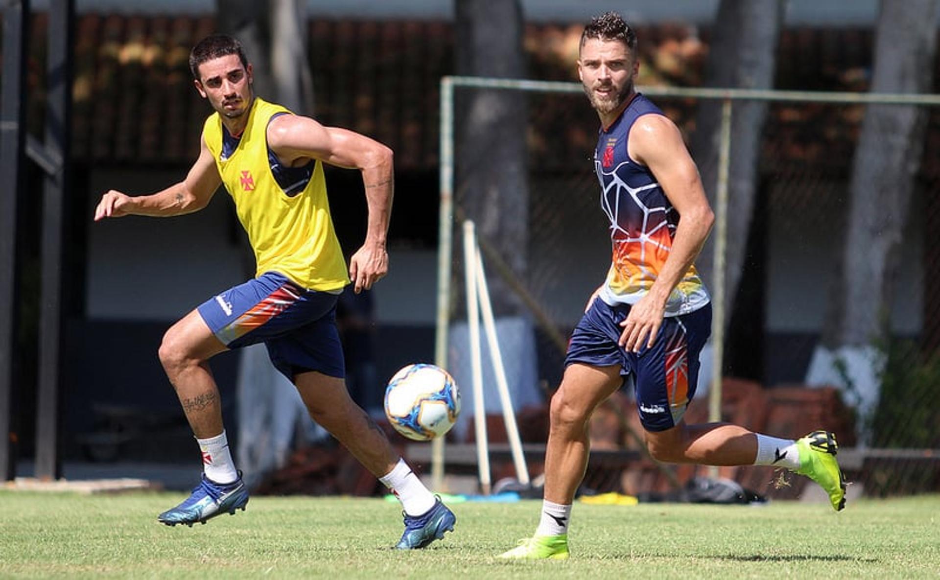 Thiago Galhardo e Cláudio Winck