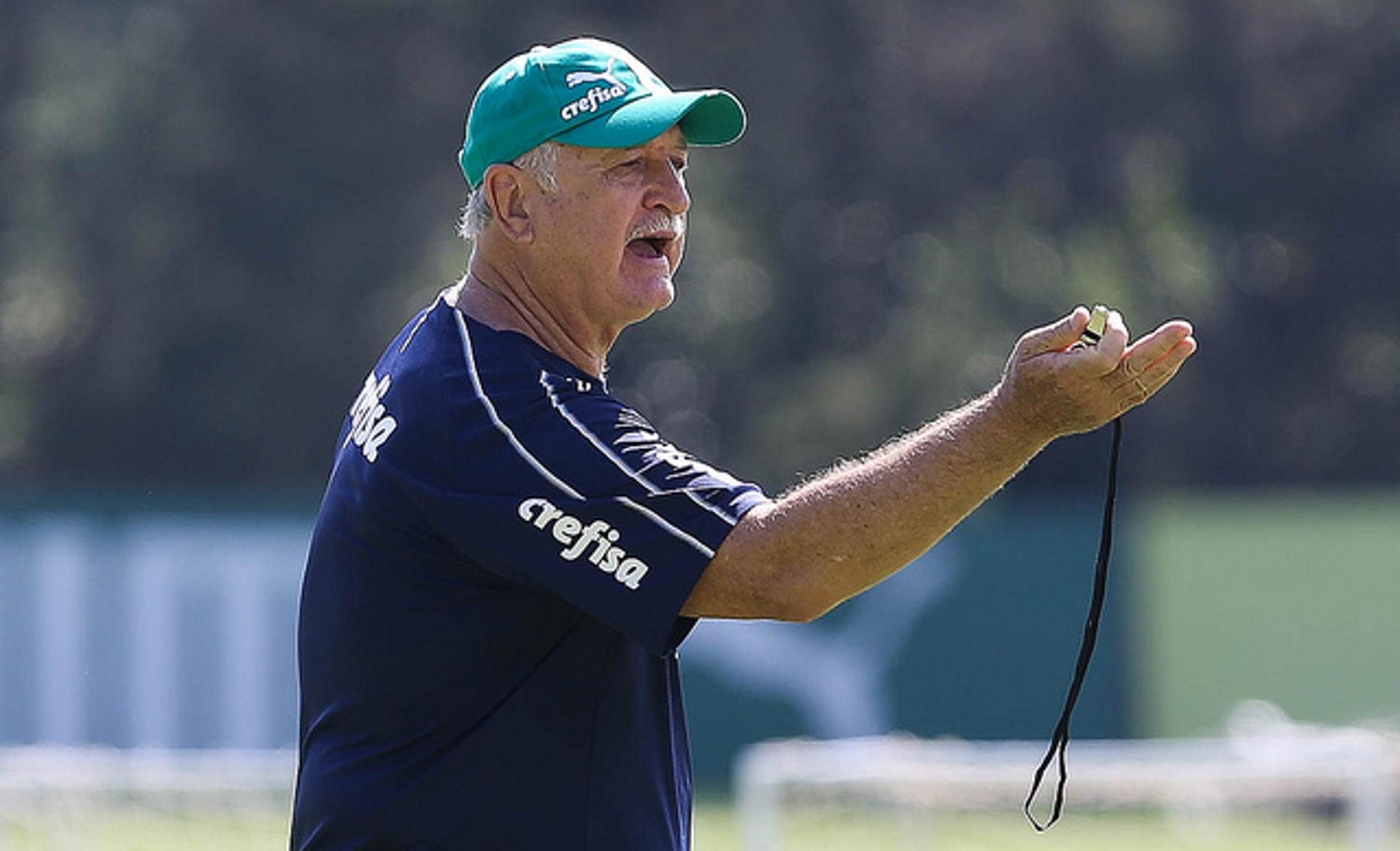 Felipão comandou o primeiro treino tático da temporada na manhã desta quinta-feira