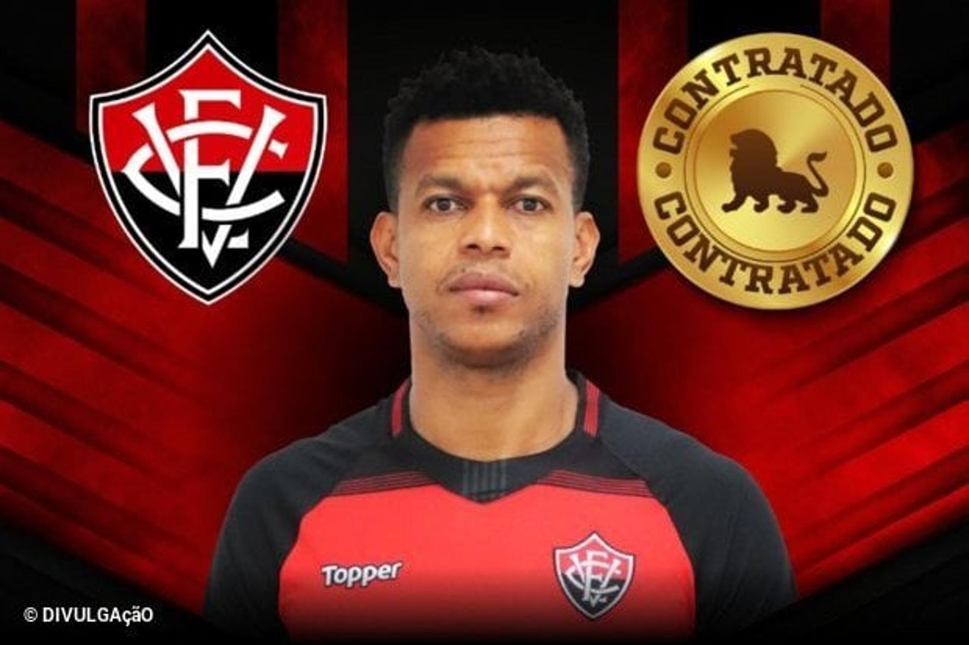 Edcarlos anunciado oficialmente pelo Vitória