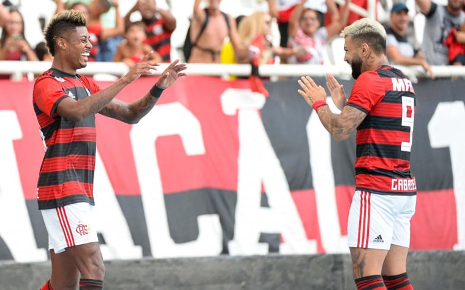 Botafogo x Flamengo - Bruno Henrique e Gabigol