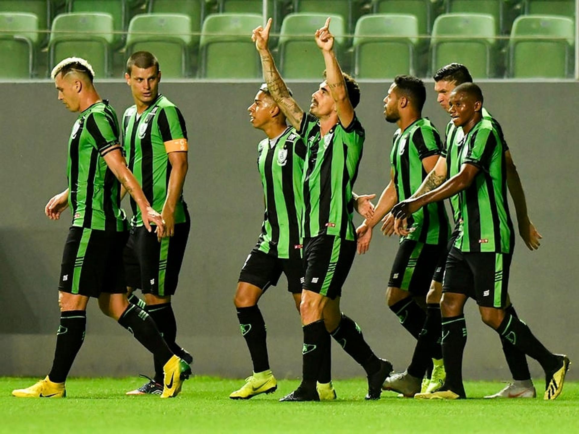 O América-MG teve bom  volume de jogo e garantiu mais três pontos na tabela