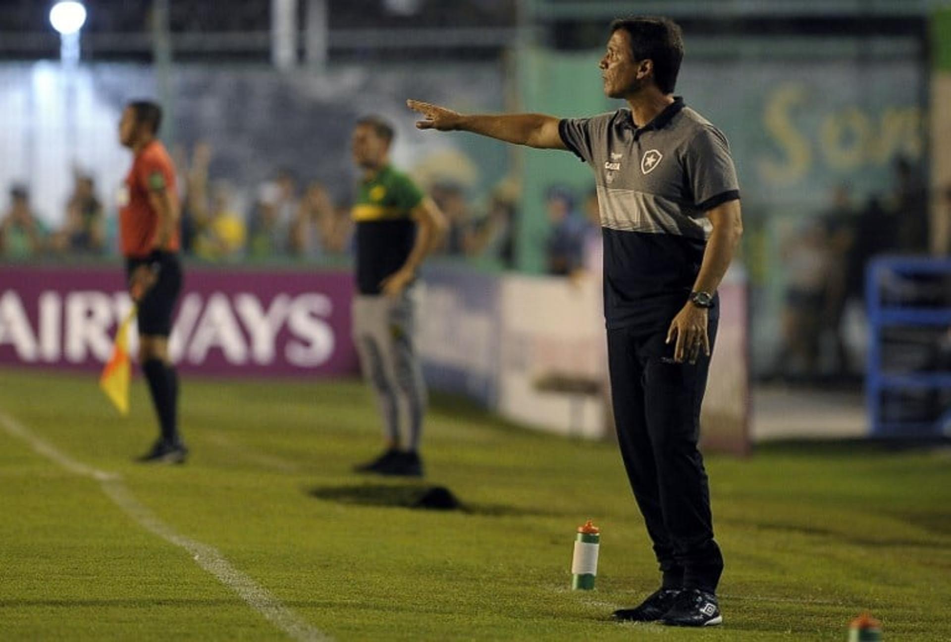 Defensa x Botafogo Zé Ricardo