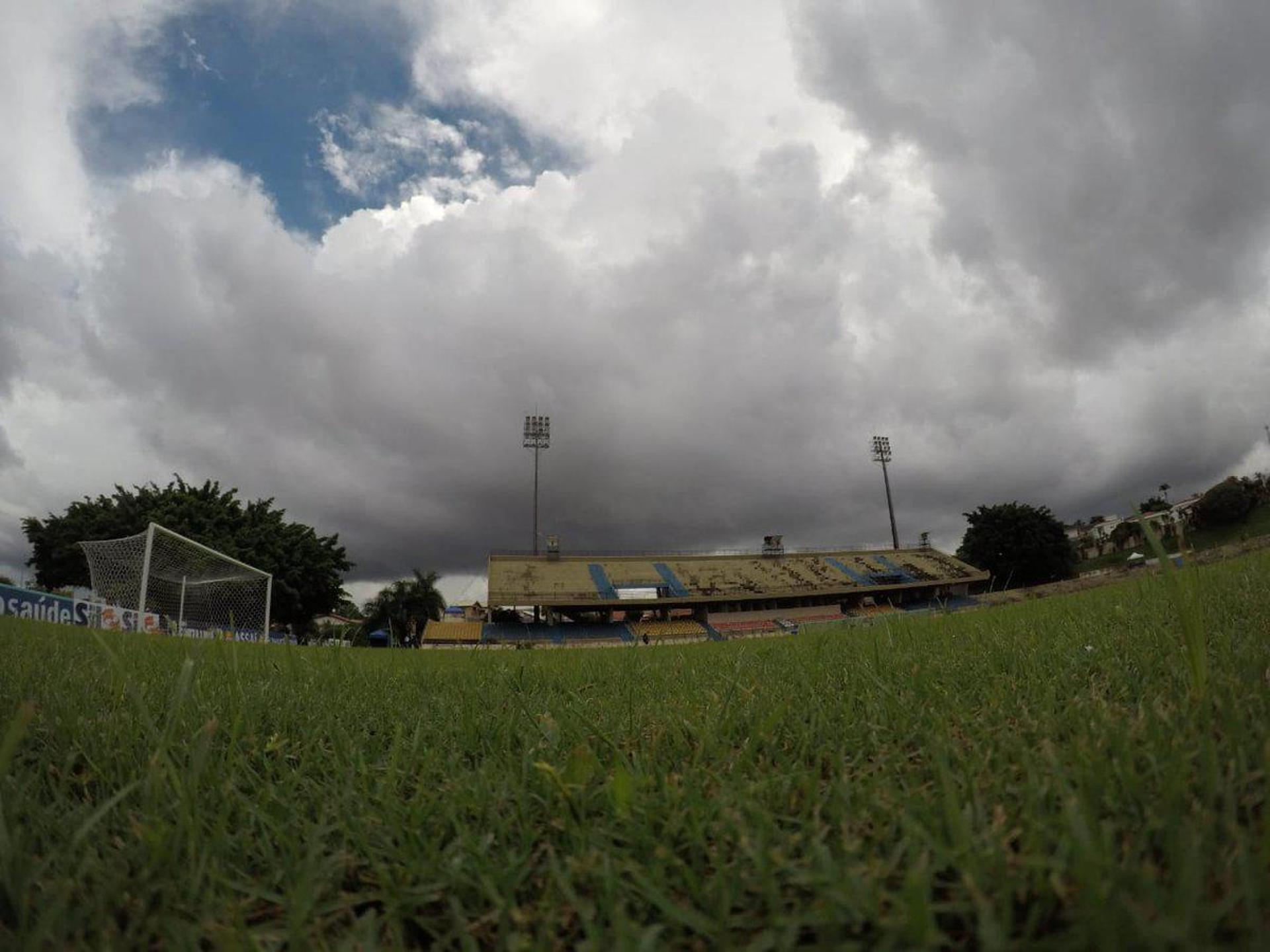 Estádio Walter Ribeiro