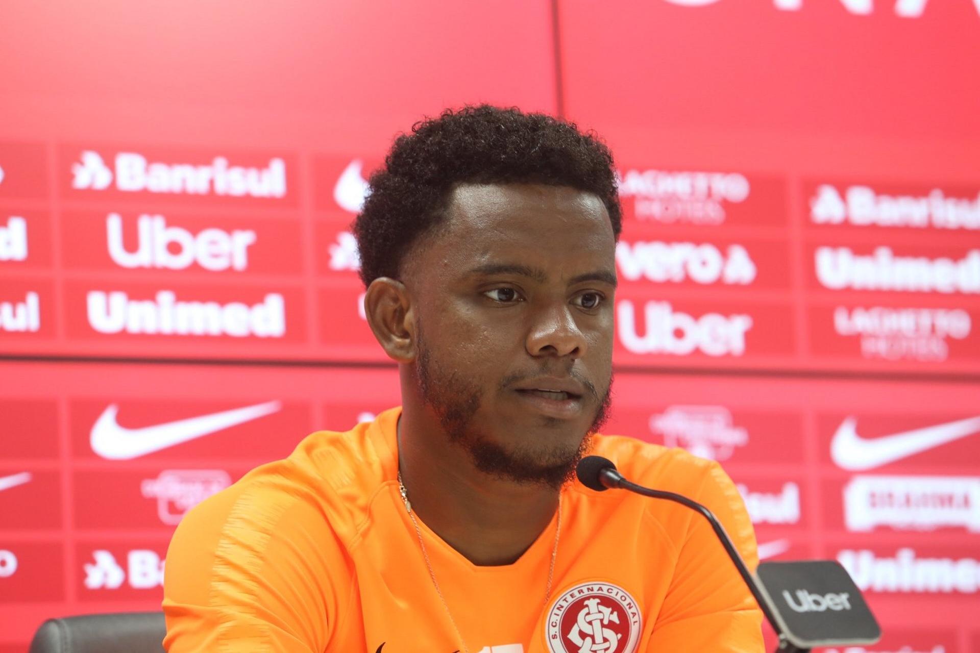 Rithely - Internacional