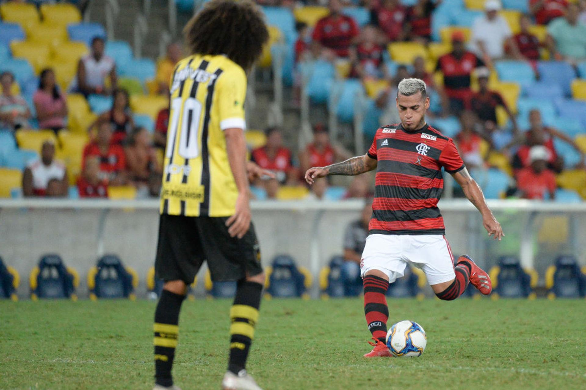 Flamengo x Volta Redonda Trauco