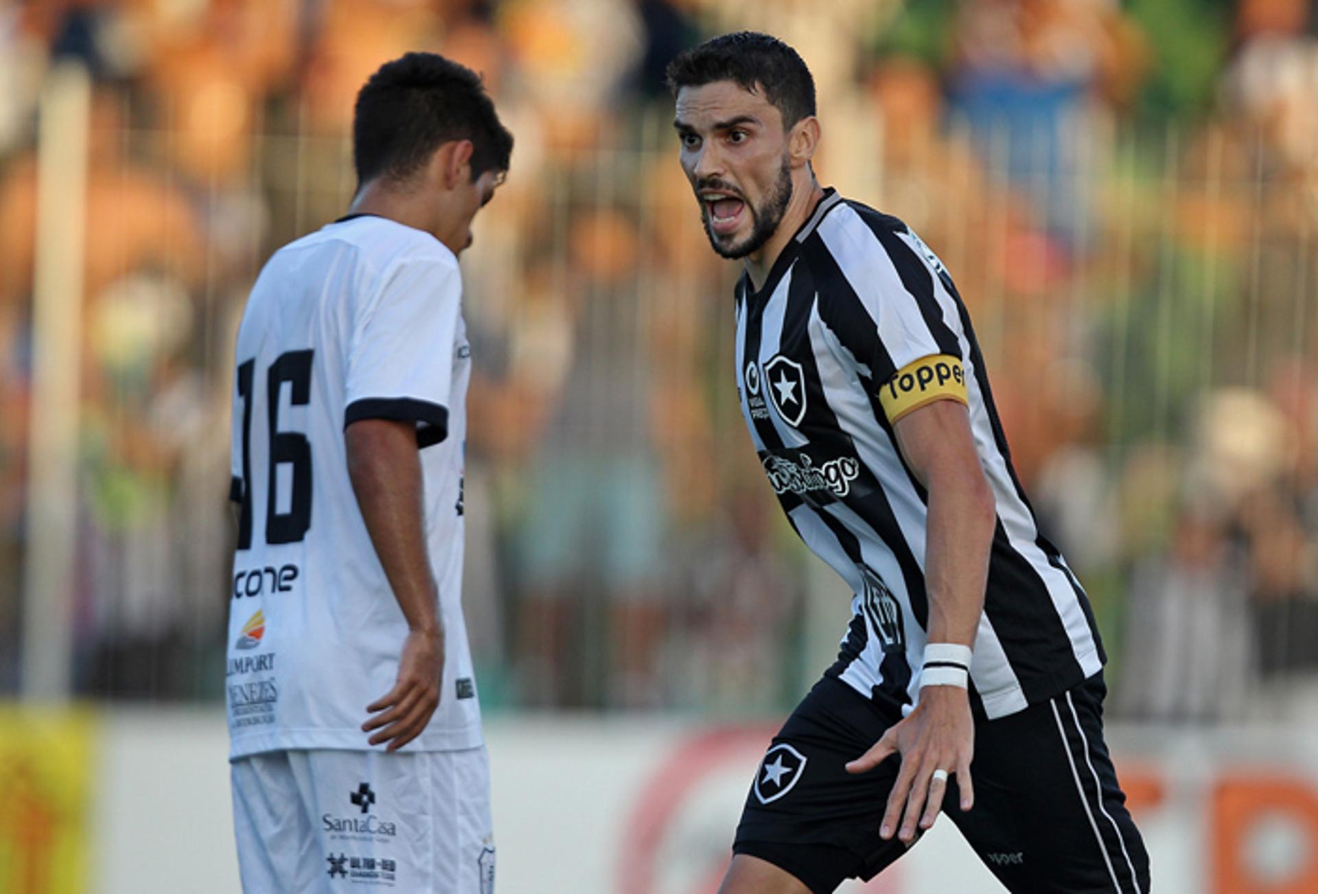 A equipe do Botafogo, mais uma vez, decepcionou o seu torcedor e se despediu do Campeonato Carioca com apenas um empate. Rodrigo Pimpão e Alex Santana fizeram os gols  do Alvinegro e foram os principais jogadores do time na partida deste domingo. Confira as notas a seguir por Lucas Rezende.