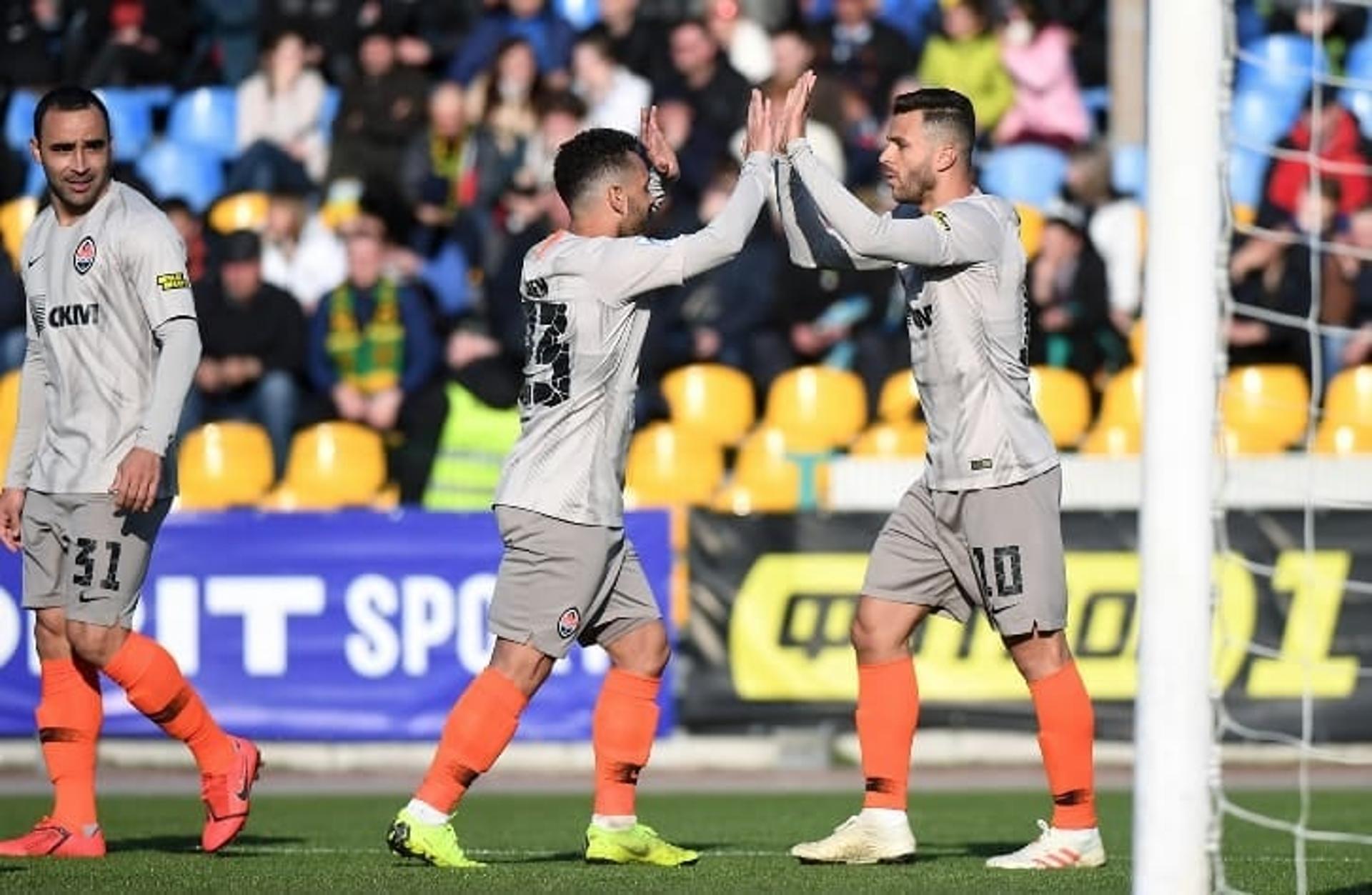 Moares celebra gol do Shakhtar sobre Oleksandrya