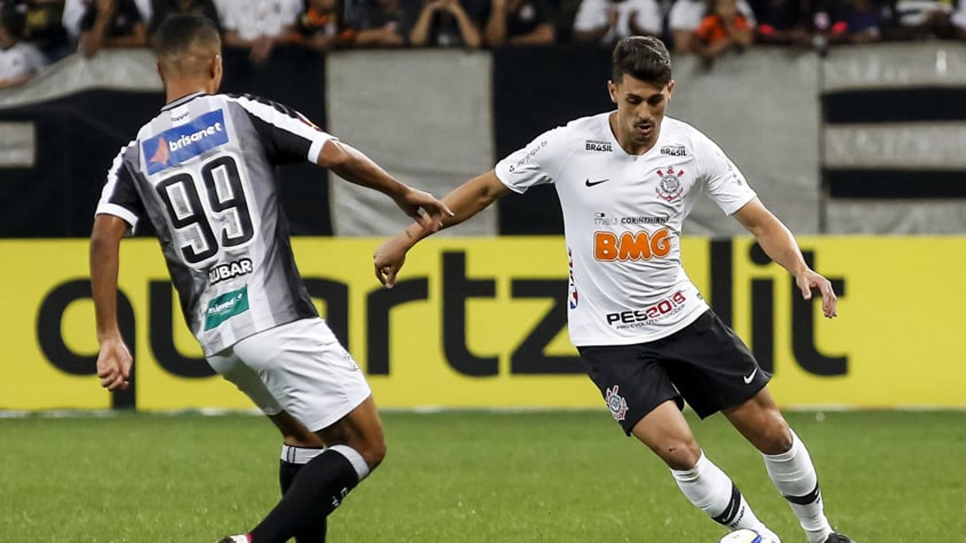 Corinthians x Ceará Danilo Avelar